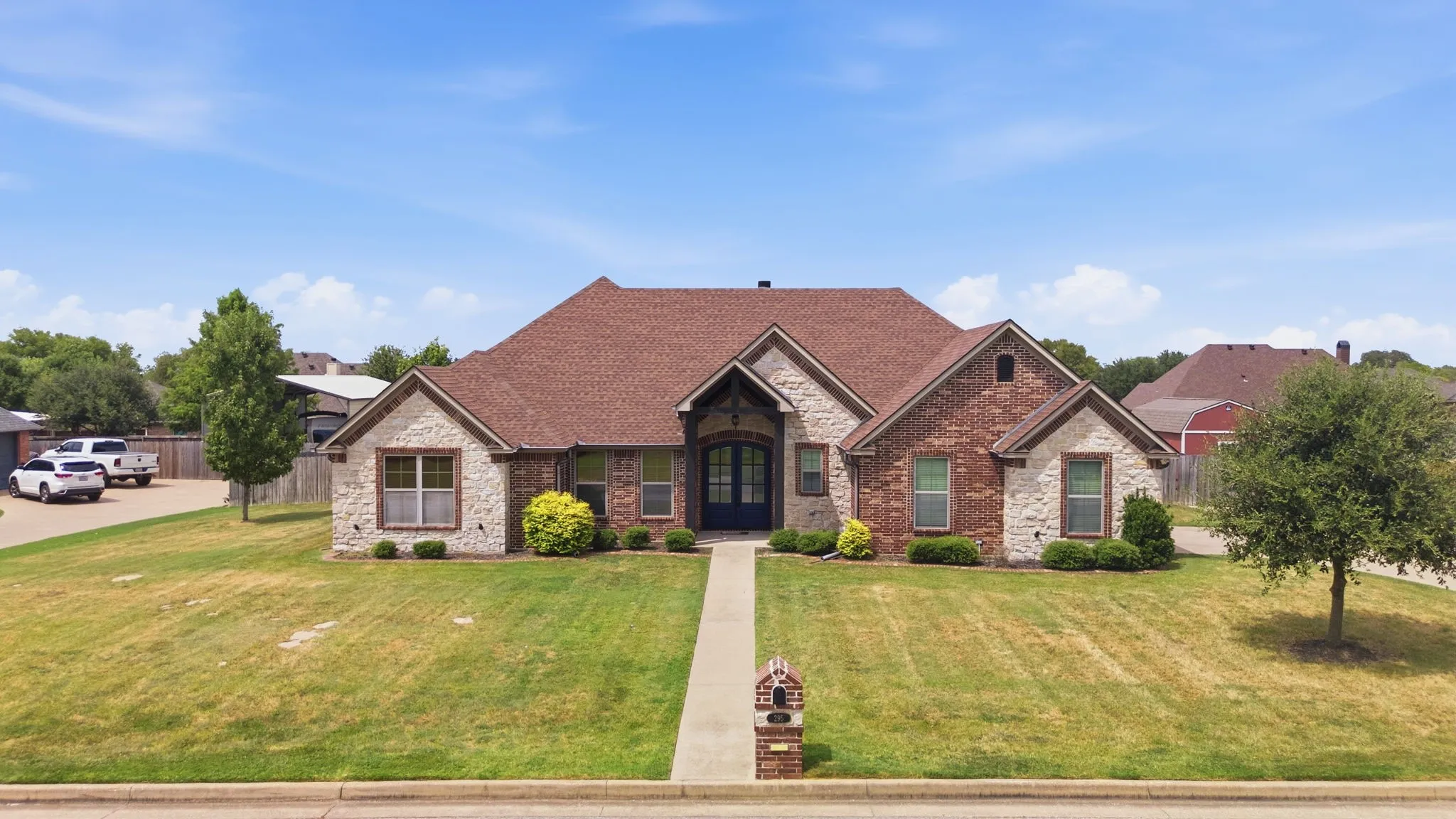 Single Family Residence For Sale in Cherokee County , 295 Kwando Lane, Bullard, Texas 75757, 3 Bedroom, 2 Bathroom, 2 Garage spaces, 2,326 Sqft, built in 2011, mls#21357787, Real Estate Agent in Bullard, Homes For Sale in Cherokee county, Homes For Sale in Bullard, Realtor in Bullard Texas, Real Estate Brokerage Independent Realty Texas, Luminita Cordes Realtor