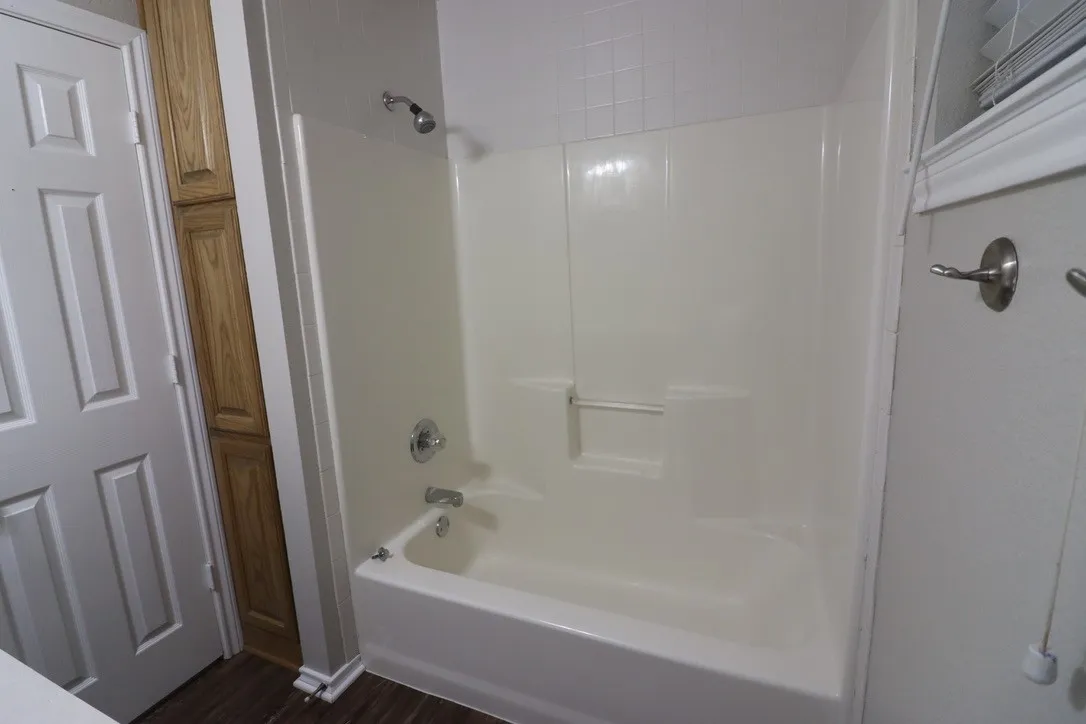 Duplex For Rent in Parker County , 1124 W Spring Street, Weatherford, Texas 76086, 3 Bedroom, 2 Bathroom, 2 Garage spaces, 1,080 Sqft, built in 2002, mls#21371036, Real Estate Agent in Weatherford, Homes For Rent in Parker county, Homes For Rent in Weatherford, Realtor in Weatherford Texas, Real Estate Brokerage Independent Realty Texas, Luminita Cordes Realtor