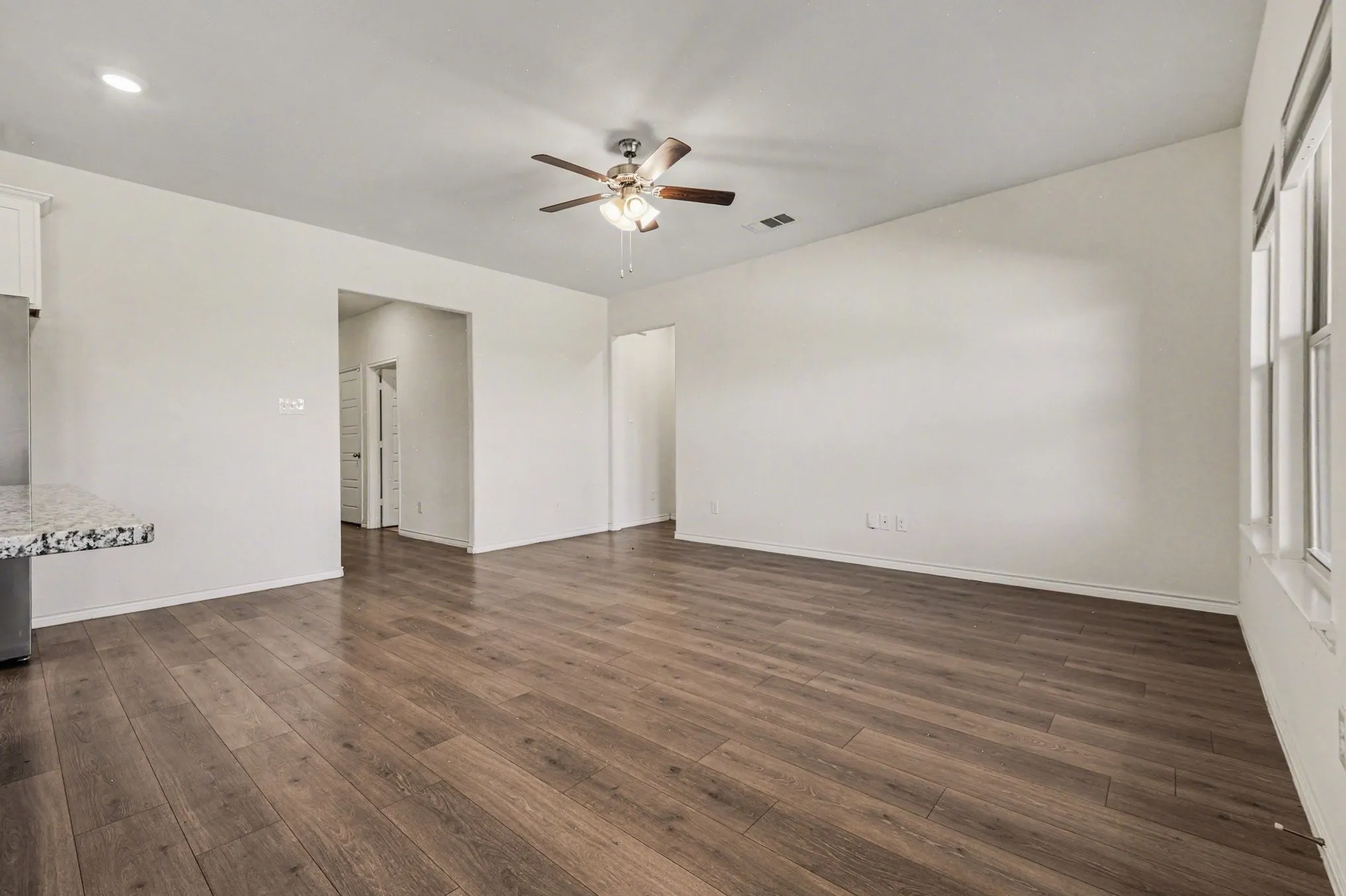 Single Family Residence For Sale in Rockwall County , 128 Newsom Drive, Royse City, Texas 75189, 3 Bedroom, 2 Bathroom, 2 Garage spaces, 1,611 Sqft, built in 2020, mls#21362834, Real Estate Agent in Royse City, Homes For Sale in Rockwall county, Homes For Sale in Royse City, Realtor in Royse City Texas, Real Estate Brokerage Independent Realty Texas, Luminita Cordes Realtor