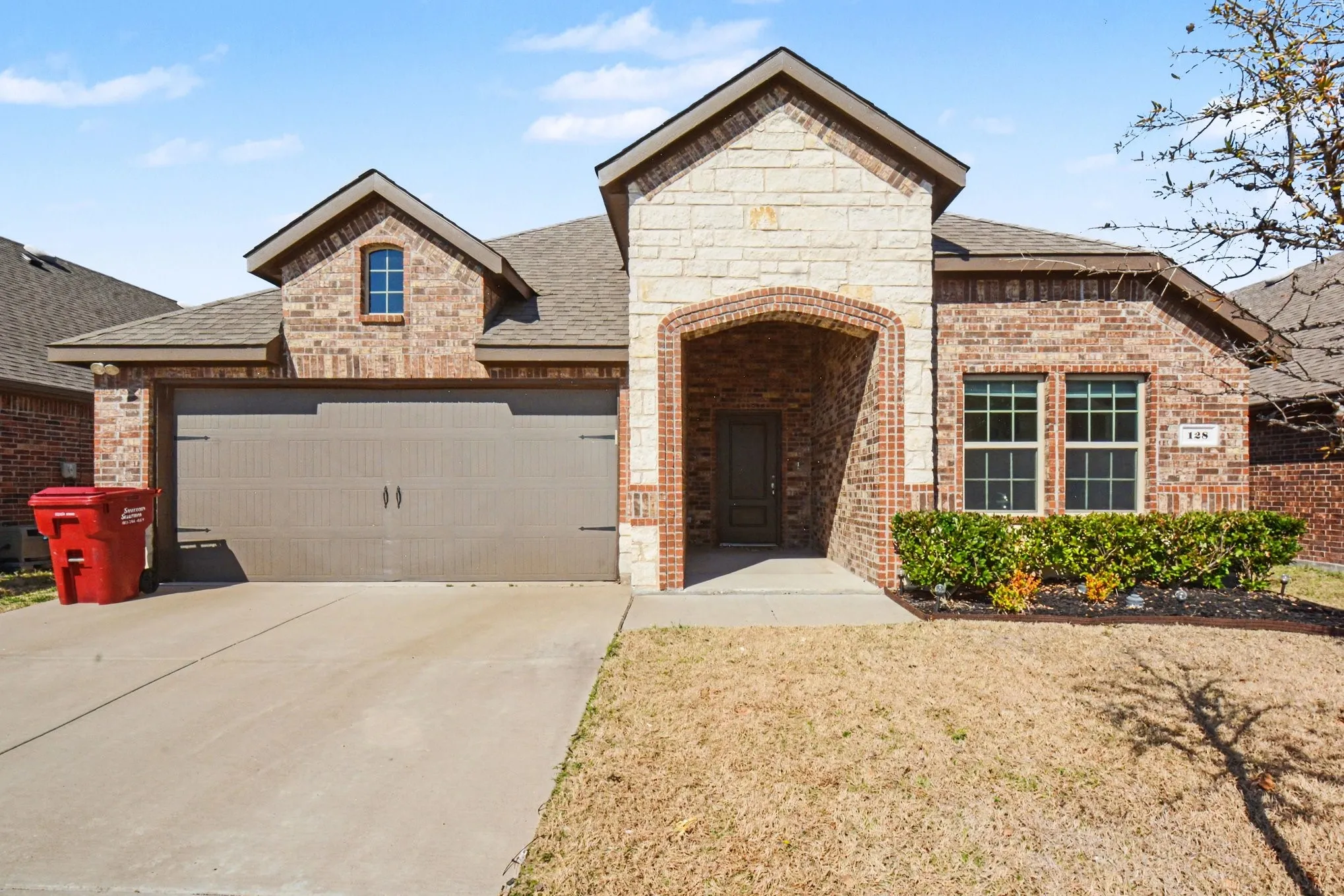Single Family Residence For Sale in Rockwall County , 128 Newsom Drive, Royse City, Texas 75189, 3 Bedroom, 2 Bathroom, 2 Garage spaces, 1,611 Sqft, built in 2020, mls#21362834, Real Estate Agent in Royse City, Homes For Sale in Rockwall county, Homes For Sale in Royse City, Realtor in Royse City Texas, Real Estate Brokerage Independent Realty Texas, Luminita Cordes Realtor