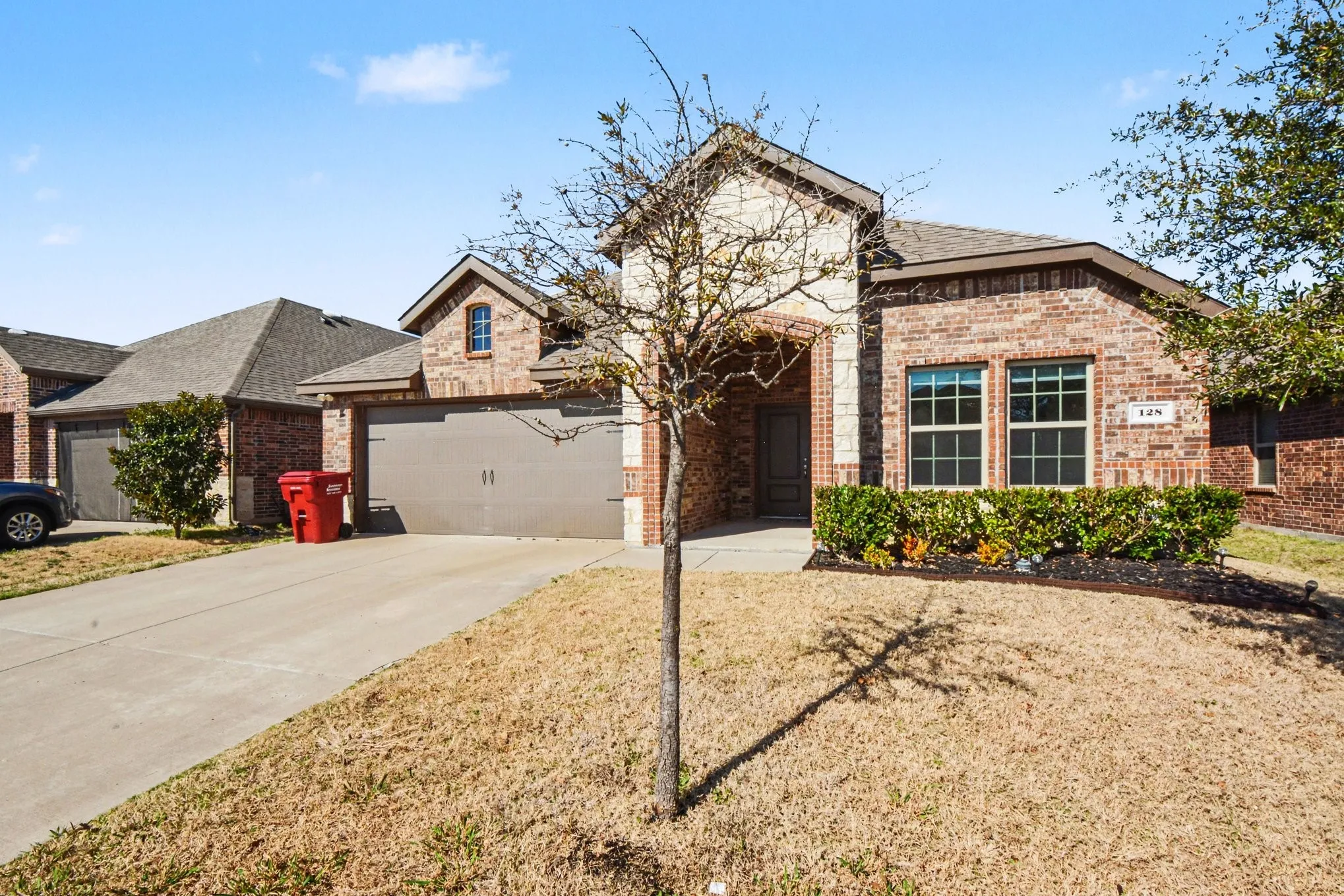 Single Family Residence For Sale in Rockwall County , 128 Newsom Drive, Royse City, Texas 75189, 3 Bedroom, 2 Bathroom, 2 Garage spaces, 1,611 Sqft, built in 2020, mls#21362834, Real Estate Agent in Royse City, Homes For Sale in Rockwall county, Homes For Sale in Royse City, Realtor in Royse City Texas, Real Estate Brokerage Independent Realty Texas, Luminita Cordes Realtor