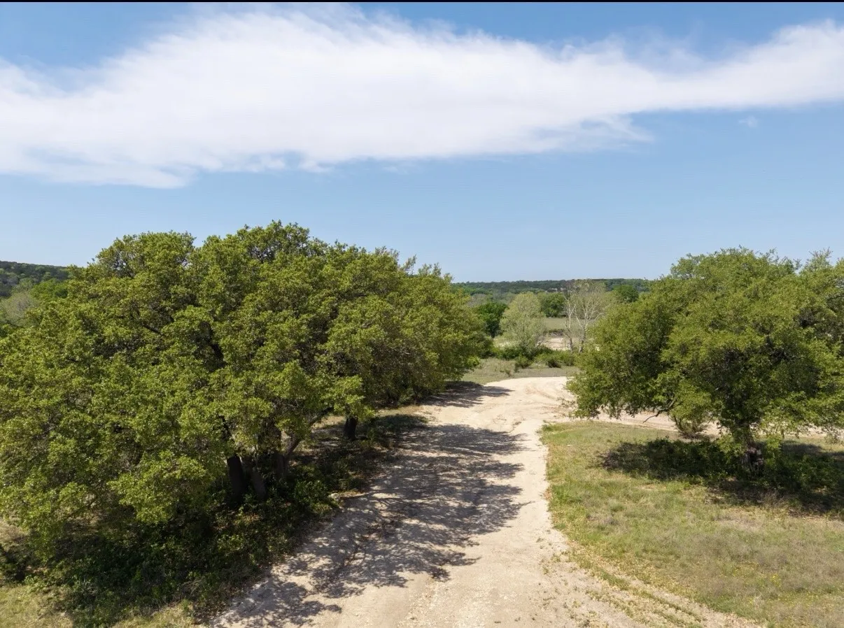 Unimproved Land For Sale in Coryell County , TBD 8.96 Acres Grand Canyon Drive, Oglesby, Texas 76561, 0, 0, Garage spaces, 0 Sqft, built in 0, mls#21366144, Real Estate Agent in Oglesby, Homes For Sale in Coryell county, Homes For Sale in Oglesby, Realtor in Oglesby Texas, Real Estate Brokerage Independent Realty Texas, Luminita Cordes Realtor