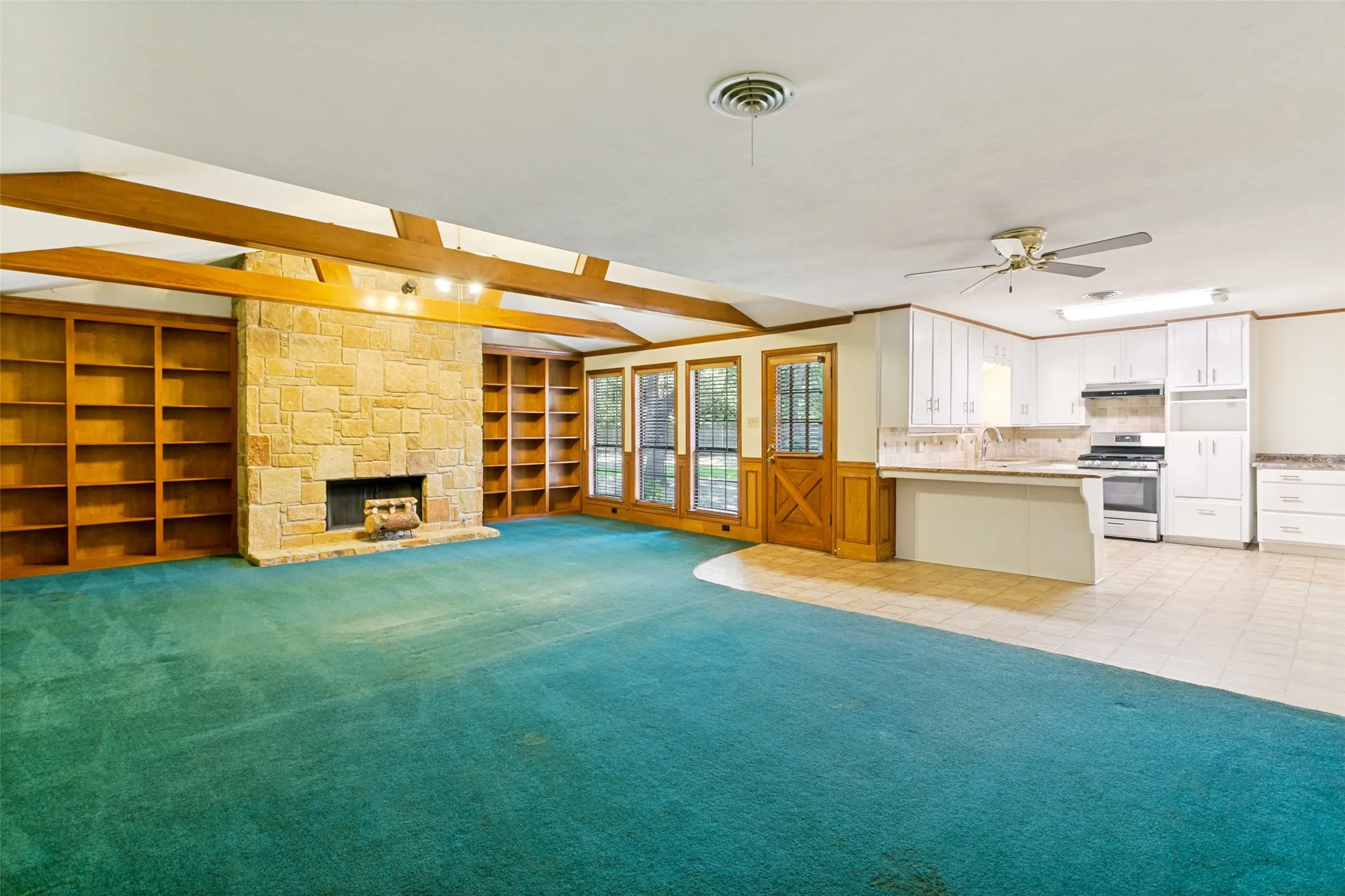 Single Family Residence For Sale in Tarrant County , 4708 Cummings Drive, North Richland Hills, Texas 76180, 3 Bedroom, 2 Bathroom, 2 Garage spaces, 1,916 Sqft, built in 1958, mls#21367428, Real Estate Agent in North Richland Hills, Homes For Sale in Tarrant county, Homes For Sale in North Richland Hills, Realtor in North Richland Hills Texas, Real Estate Brokerage Independent Realty Texas, Luminita Cordes Realtor