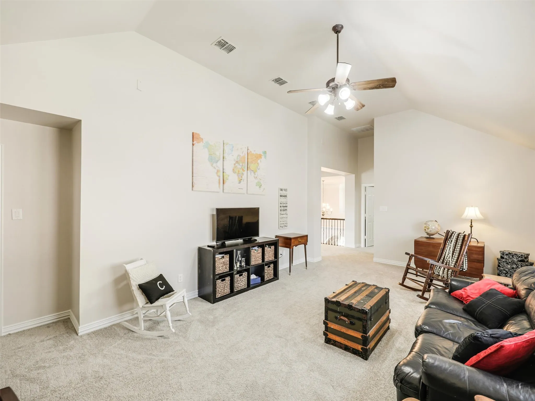 Single Family Residence For Sale in Denton County , 2113 Sandy Creek Drive, Frisco, Texas 75033, 4 Bedroom, 4 Bathroom, 3 Garage spaces, 3,427 Sqft, built in 2004, mls#21370755, Real Estate Agent in Frisco, Homes For Sale in Denton county, Homes For Sale in Frisco, Realtor in Frisco Texas, Real Estate Brokerage Independent Realty Texas, Luminita Cordes Realtor