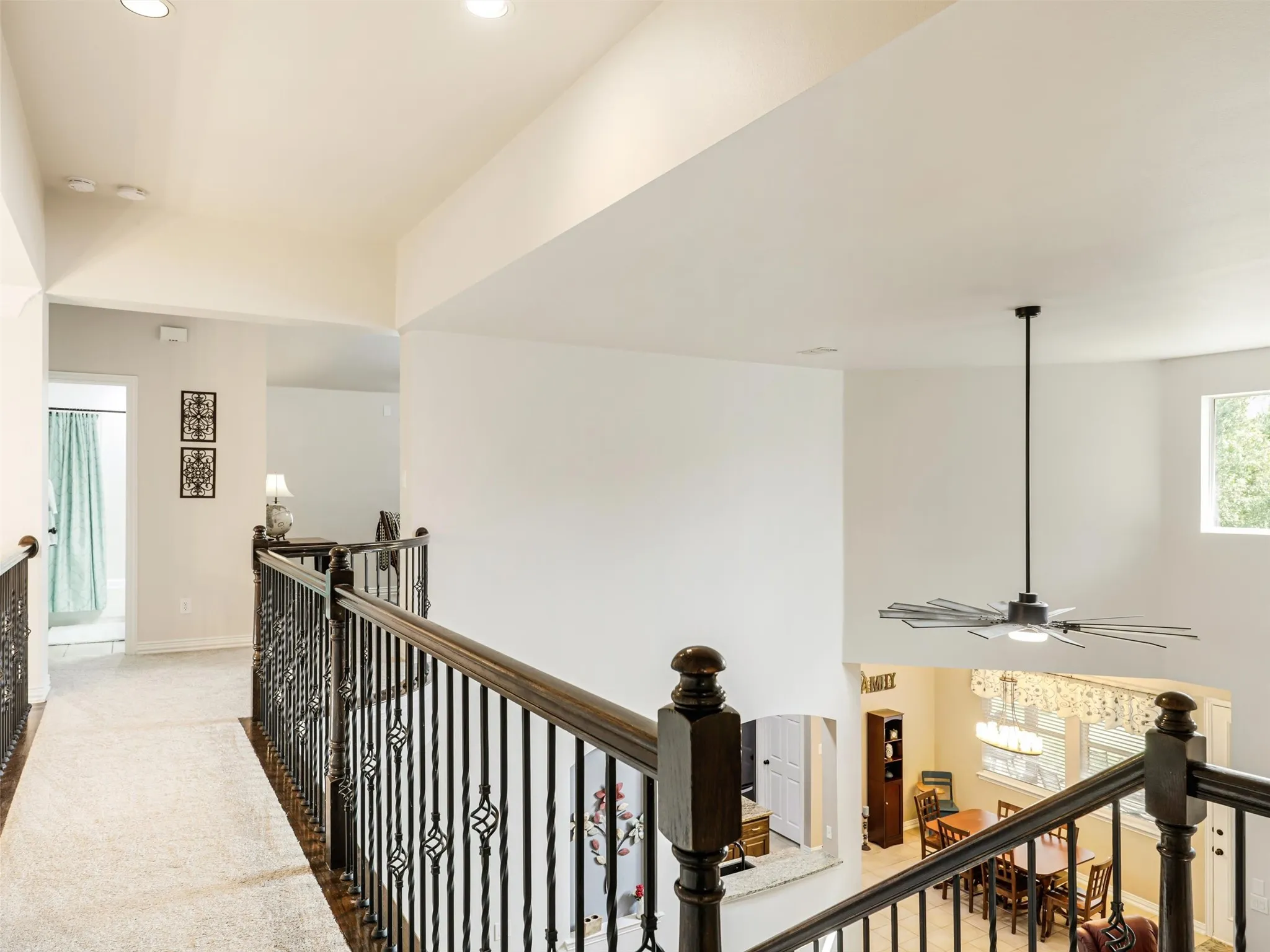Single Family Residence For Sale in Denton County , 2113 Sandy Creek Drive, Frisco, Texas 75033, 4 Bedroom, 4 Bathroom, 3 Garage spaces, 3,427 Sqft, built in 2004, mls#21370755, Real Estate Agent in Frisco, Homes For Sale in Denton county, Homes For Sale in Frisco, Realtor in Frisco Texas, Real Estate Brokerage Independent Realty Texas, Luminita Cordes Realtor