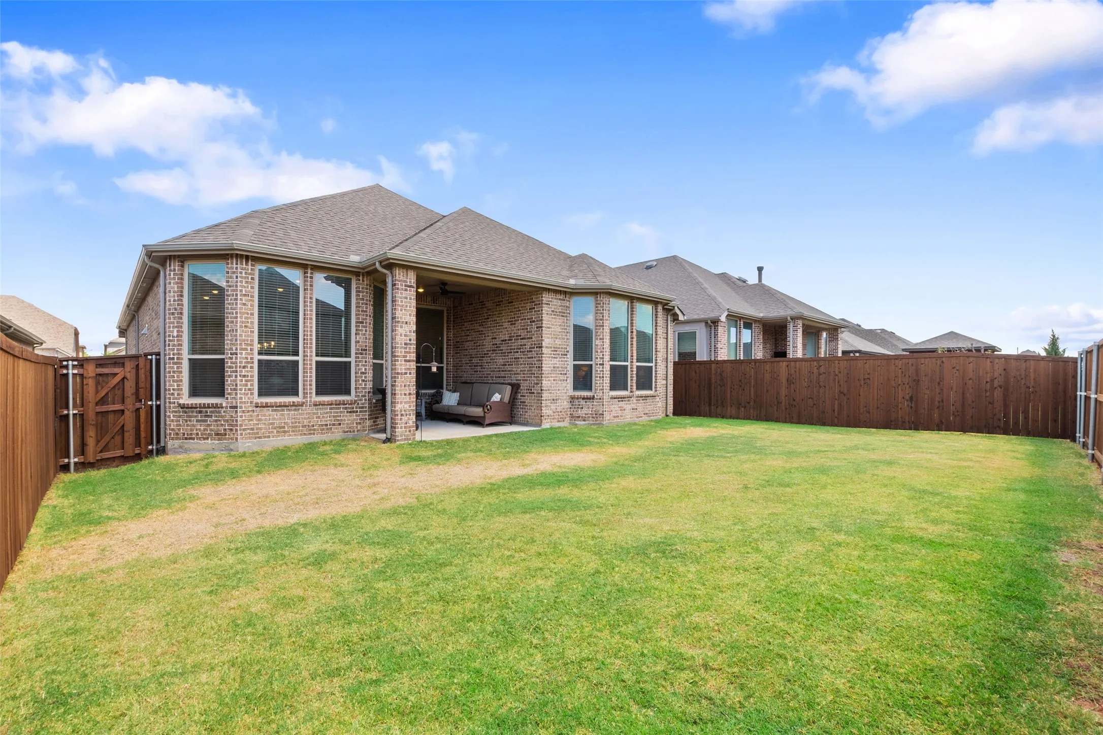 Single Family Residence For Sale in Denton County , 10104 Bitterroot Drive, Little Elm, Texas 75068, 4 Bedroom, 3 Bathroom, 2 Garage spaces, 2,103 Sqft, built in 2020, mls#21370206, Real Estate Agent in Little Elm, Homes For Sale in Denton county, Homes For Sale in Little Elm, Realtor in Little Elm Texas, Real Estate Brokerage Independent Realty Texas, Luminita Cordes Realtor