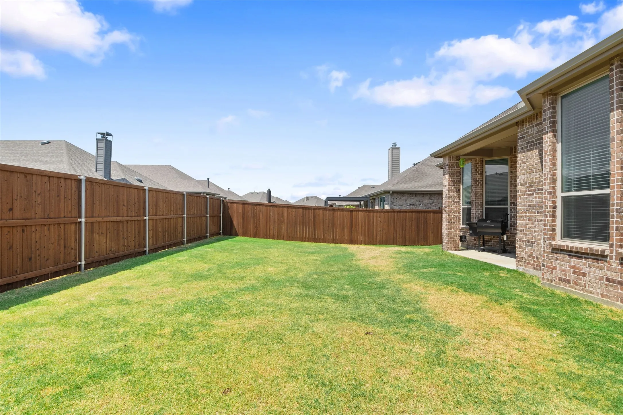 Single Family Residence For Sale in Denton County , 10104 Bitterroot Drive, Little Elm, Texas 75068, 4 Bedroom, 3 Bathroom, 2 Garage spaces, 2,103 Sqft, built in 2020, mls#21370206, Real Estate Agent in Little Elm, Homes For Sale in Denton county, Homes For Sale in Little Elm, Realtor in Little Elm Texas, Real Estate Brokerage Independent Realty Texas, Luminita Cordes Realtor