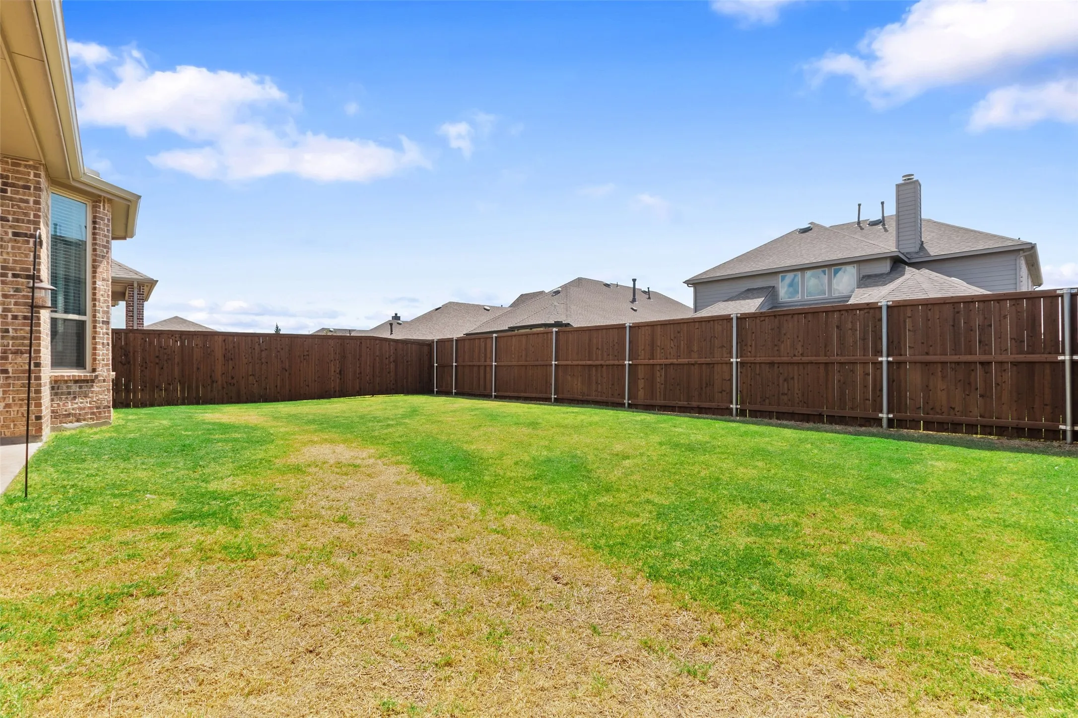 Single Family Residence For Sale in Denton County , 10104 Bitterroot Drive, Little Elm, Texas 75068, 4 Bedroom, 3 Bathroom, 2 Garage spaces, 2,103 Sqft, built in 2020, mls#21370206, Real Estate Agent in Little Elm, Homes For Sale in Denton county, Homes For Sale in Little Elm, Realtor in Little Elm Texas, Real Estate Brokerage Independent Realty Texas, Luminita Cordes Realtor