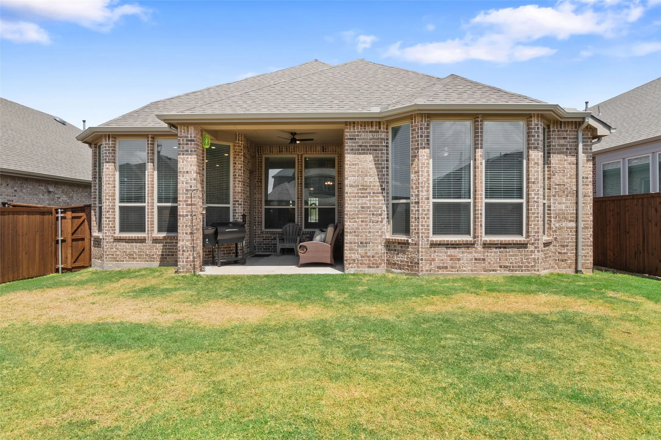 Single Family Residence For Sale in Denton County , 10104 Bitterroot Drive, Little Elm, Texas 75068, 4 Bedroom, 3 Bathroom, 2 Garage spaces, 2,103 Sqft, built in 2020, mls#21370206, Real Estate Agent in Little Elm, Homes For Sale in Denton county, Homes For Sale in Little Elm, Realtor in Little Elm Texas, Real Estate Brokerage Independent Realty Texas, Luminita Cordes Realtor