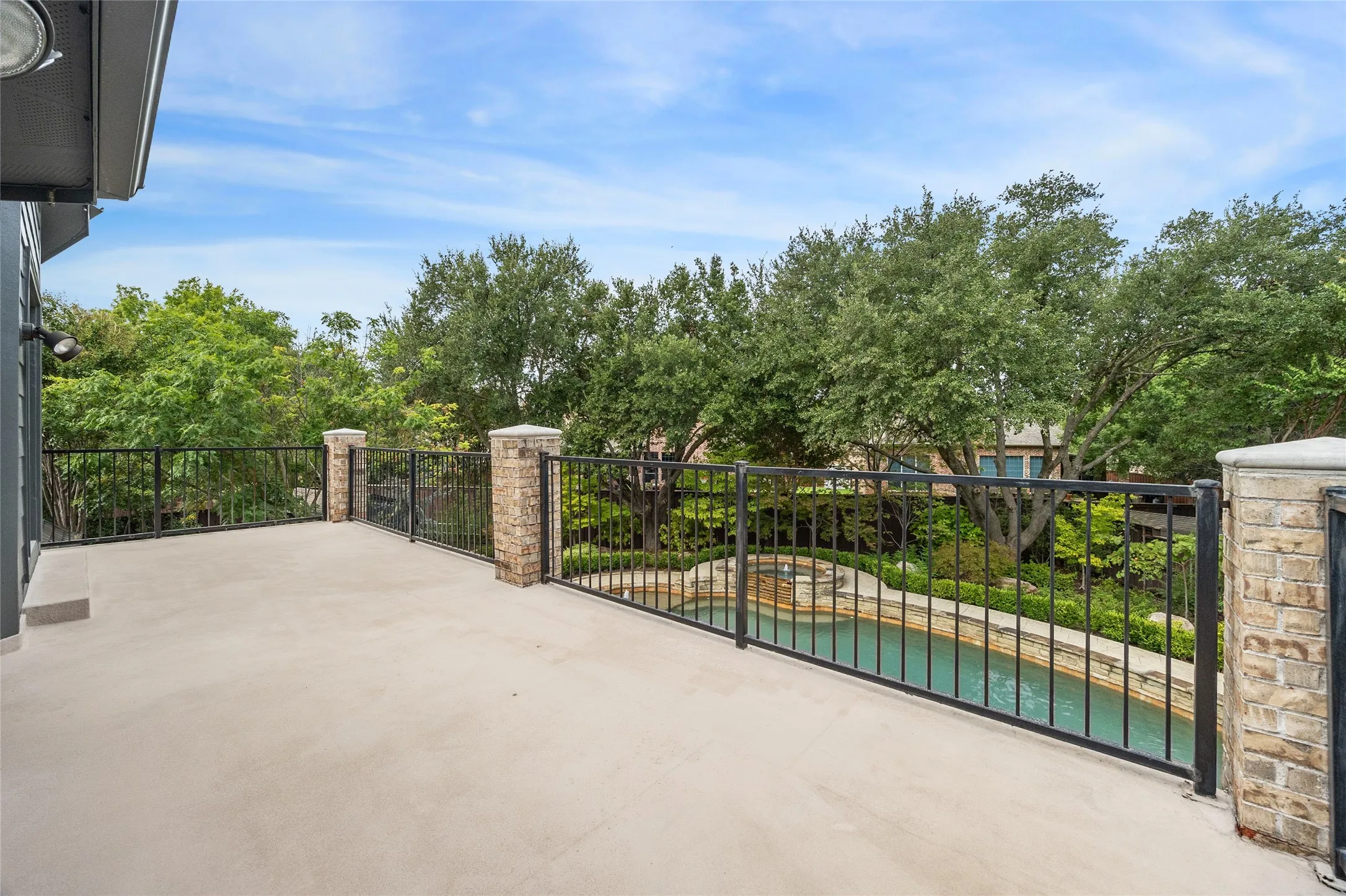 Single Family Residence For Sale in Collin County , 1801 San Carlos Avenue, Allen, Texas 75002, 4 Bedroom, 4 Bathroom, 3 Garage spaces, 4,049 Sqft, built in 2002, mls#21370822, Real Estate Agent in Allen, Homes For Sale in Collin county, Homes For Sale in Allen, Realtor in Allen Texas, Real Estate Brokerage Independent Realty Texas, Luminita Cordes Realtor