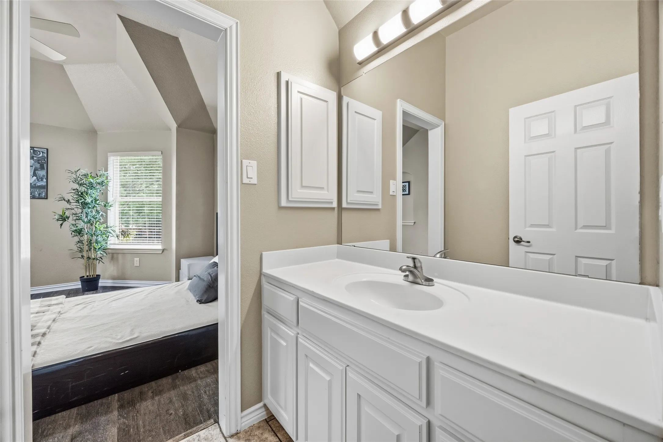Single Family Residence For Sale in Collin County , 1801 San Carlos Avenue, Allen, Texas 75002, 4 Bedroom, 4 Bathroom, 3 Garage spaces, 4,049 Sqft, built in 2002, mls#21370822, Real Estate Agent in Allen, Homes For Sale in Collin county, Homes For Sale in Allen, Realtor in Allen Texas, Real Estate Brokerage Independent Realty Texas, Luminita Cordes Realtor