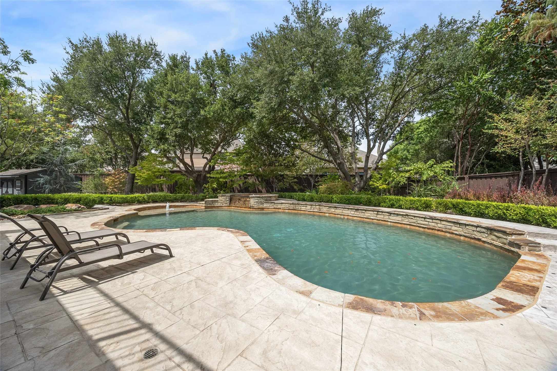 Single Family Residence For Sale in Collin County , 1801 San Carlos Avenue, Allen, Texas 75002, 4 Bedroom, 4 Bathroom, 3 Garage spaces, 4,049 Sqft, built in 2002, mls#21370822, Real Estate Agent in Allen, Homes For Sale in Collin county, Homes For Sale in Allen, Realtor in Allen Texas, Real Estate Brokerage Independent Realty Texas, Luminita Cordes Realtor