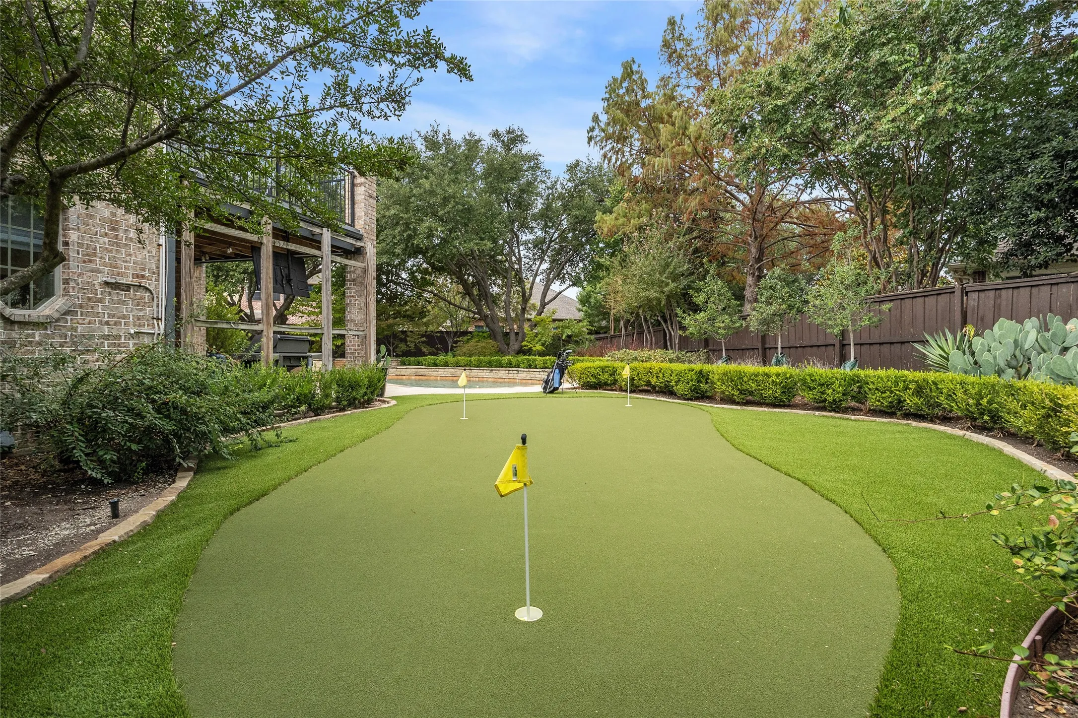 Single Family Residence For Sale in Collin County , 1801 San Carlos Avenue, Allen, Texas 75002, 4 Bedroom, 4 Bathroom, 3 Garage spaces, 4,049 Sqft, built in 2002, mls#21370822, Real Estate Agent in Allen, Homes For Sale in Collin county, Homes For Sale in Allen, Realtor in Allen Texas, Real Estate Brokerage Independent Realty Texas, Luminita Cordes Realtor