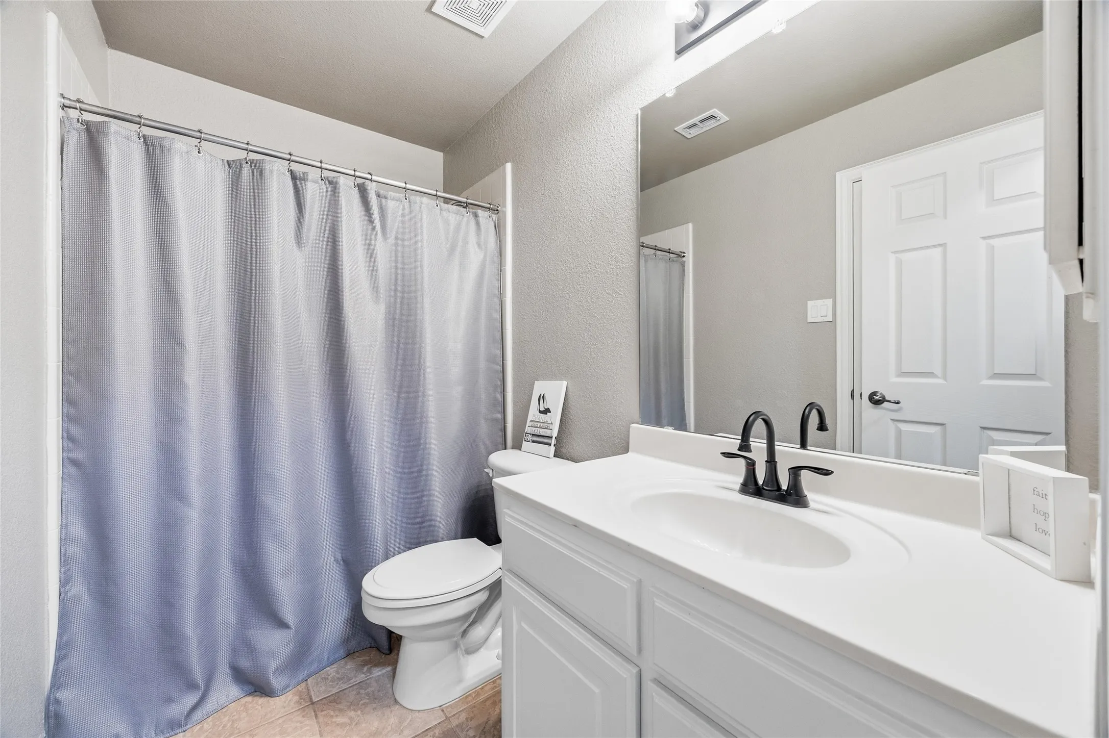 Single Family Residence For Sale in Collin County , 1801 San Carlos Avenue, Allen, Texas 75002, 4 Bedroom, 4 Bathroom, 3 Garage spaces, 4,049 Sqft, built in 2002, mls#21370822, Real Estate Agent in Allen, Homes For Sale in Collin county, Homes For Sale in Allen, Realtor in Allen Texas, Real Estate Brokerage Independent Realty Texas, Luminita Cordes Realtor