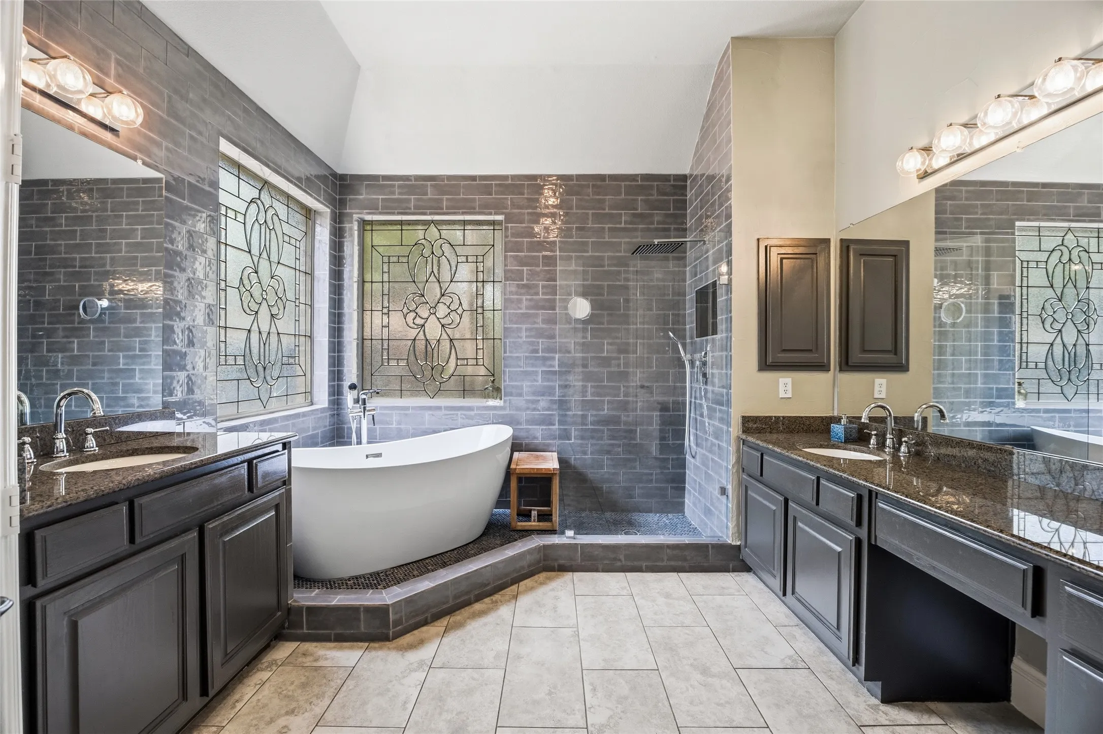 Single Family Residence For Sale in Collin County , 1801 San Carlos Avenue, Allen, Texas 75002, 4 Bedroom, 4 Bathroom, 3 Garage spaces, 4,049 Sqft, built in 2002, mls#21370822, Real Estate Agent in Allen, Homes For Sale in Collin county, Homes For Sale in Allen, Realtor in Allen Texas, Real Estate Brokerage Independent Realty Texas, Luminita Cordes Realtor