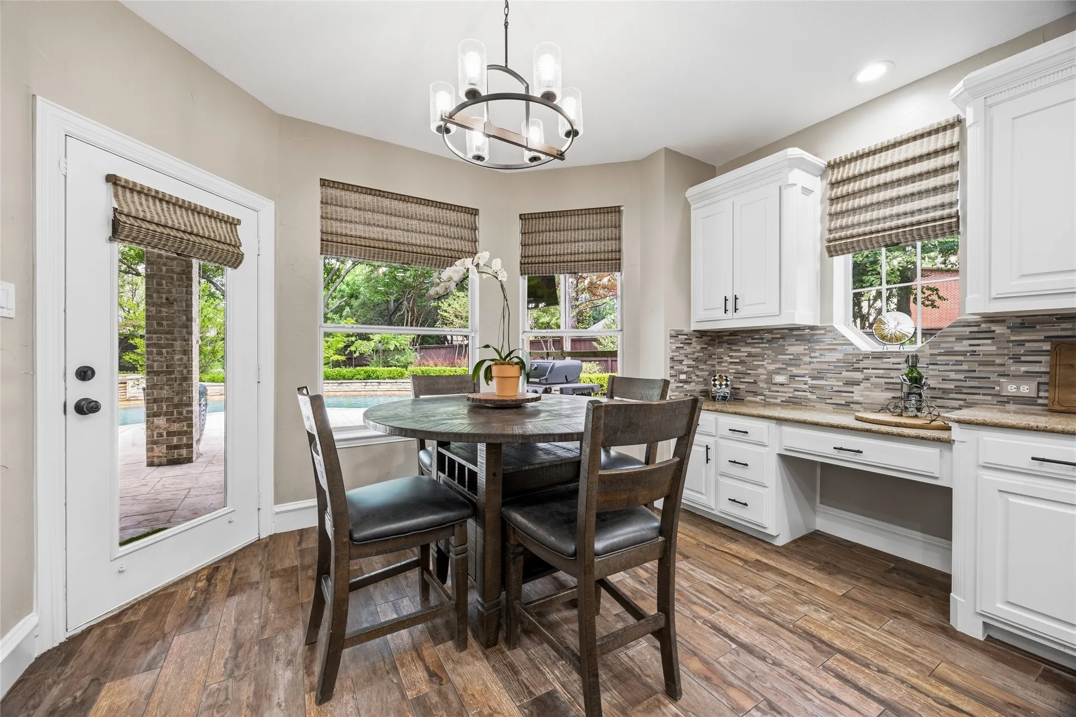 Single Family Residence For Sale in Collin County , 1801 San Carlos Avenue, Allen, Texas 75002, 4 Bedroom, 4 Bathroom, 3 Garage spaces, 4,049 Sqft, built in 2002, mls#21370822, Real Estate Agent in Allen, Homes For Sale in Collin county, Homes For Sale in Allen, Realtor in Allen Texas, Real Estate Brokerage Independent Realty Texas, Luminita Cordes Realtor