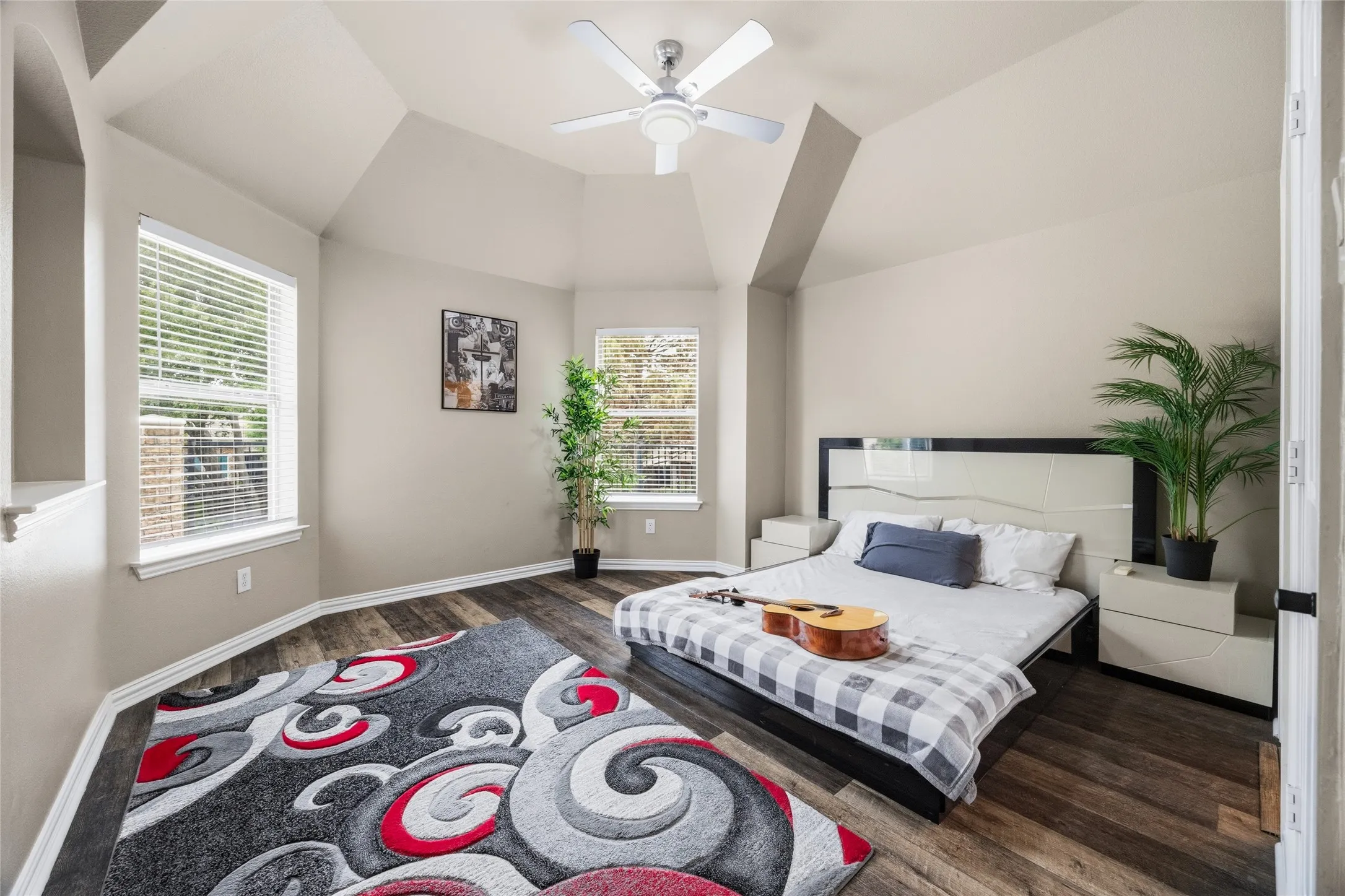 Single Family Residence For Sale in Collin County , 1801 San Carlos Avenue, Allen, Texas 75002, 4 Bedroom, 4 Bathroom, 3 Garage spaces, 4,049 Sqft, built in 2002, mls#21370822, Real Estate Agent in Allen, Homes For Sale in Collin county, Homes For Sale in Allen, Realtor in Allen Texas, Real Estate Brokerage Independent Realty Texas, Luminita Cordes Realtor