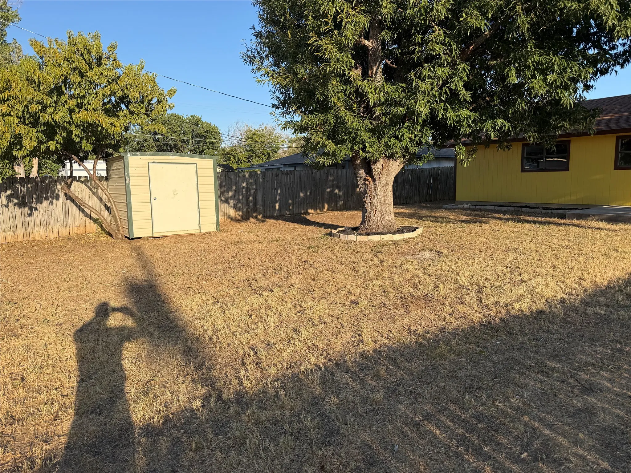 Single Family Residence For Sale in Brown County , 4403 Westridge Drive, Brownwood, Texas 76801, 4 Bedroom, 2 Bathroom, 1 Garage spaces, 1,105 Sqft, built in 1984, mls#21371008, Real Estate Agent in Brownwood, Homes For Sale in Brown county, Homes For Sale in Brownwood, Realtor in Brownwood Texas, Real Estate Brokerage Independent Realty Texas, Luminita Cordes Realtor