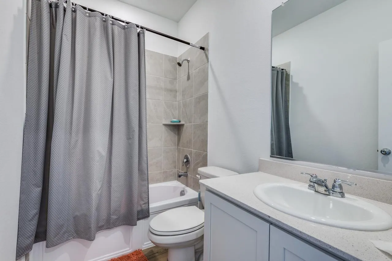 Single Family Residence For Rent in Denton County , 2204 OKeefe Drive, Little Elm, Texas 75068, 4 Bedroom, 2 Bathroom, 2 Garage spaces, 2,010 Sqft, built in 2023, mls#21371057, Real Estate Agent in Little Elm, Homes For Rent in Denton county, Homes For Rent in Little Elm, Realtor in Little Elm Texas, Real Estate Brokerage Independent Realty Texas, Luminita Cordes Realtor