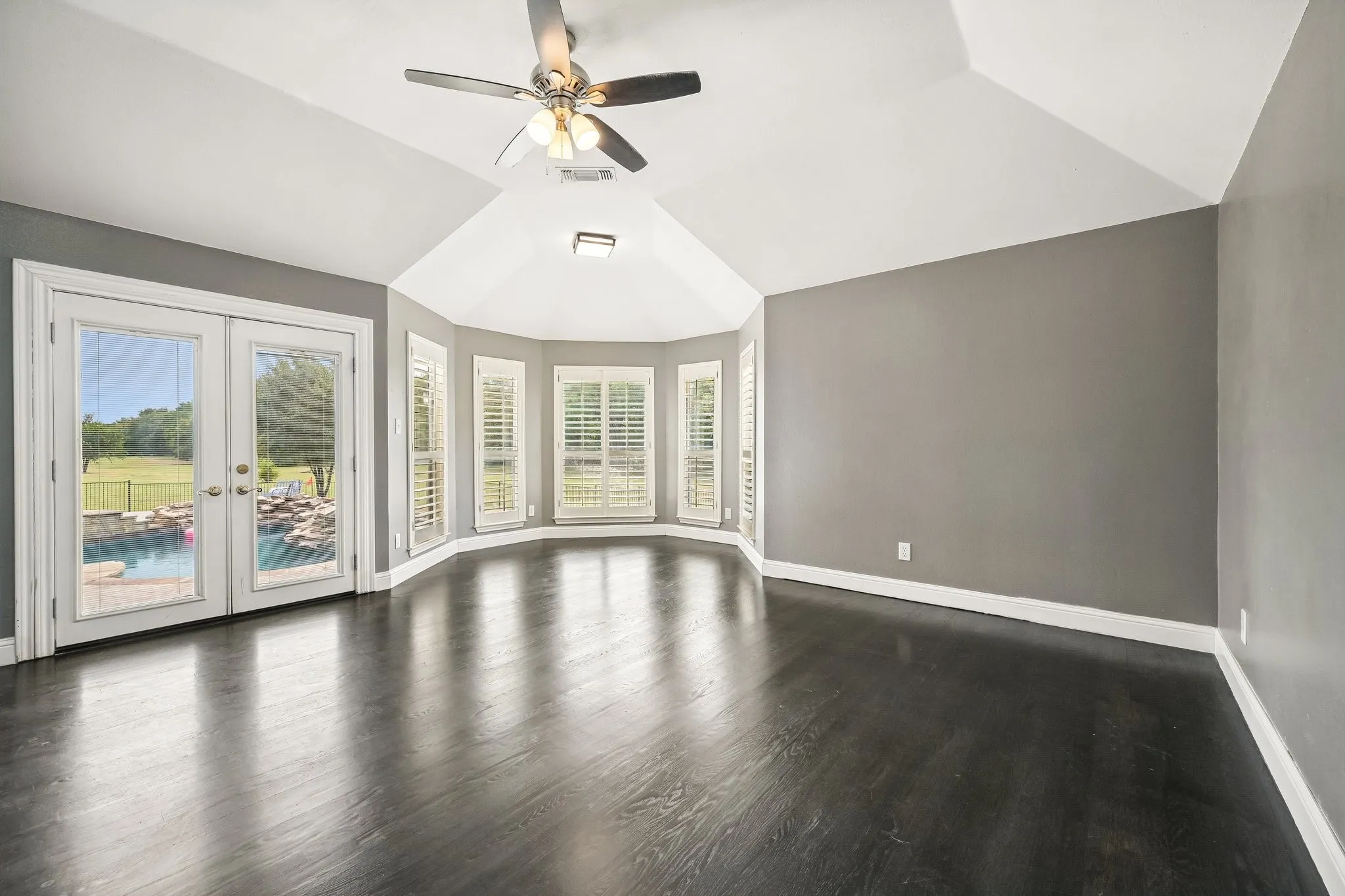 Single Family Residence For Rent in Collin County , 1380 Meandro Ria Lane, Fairview, Texas 75069, 4 Bedroom, 4 Bathroom, 2 Garage spaces, 2,843 Sqft, built in 1993, mls#21370000, Real Estate Agent in Fairview, Homes For Rent in Collin county, Homes For Rent in Fairview, Realtor in Fairview Texas, Real Estate Brokerage Independent Realty Texas, Luminita Cordes Realtor
