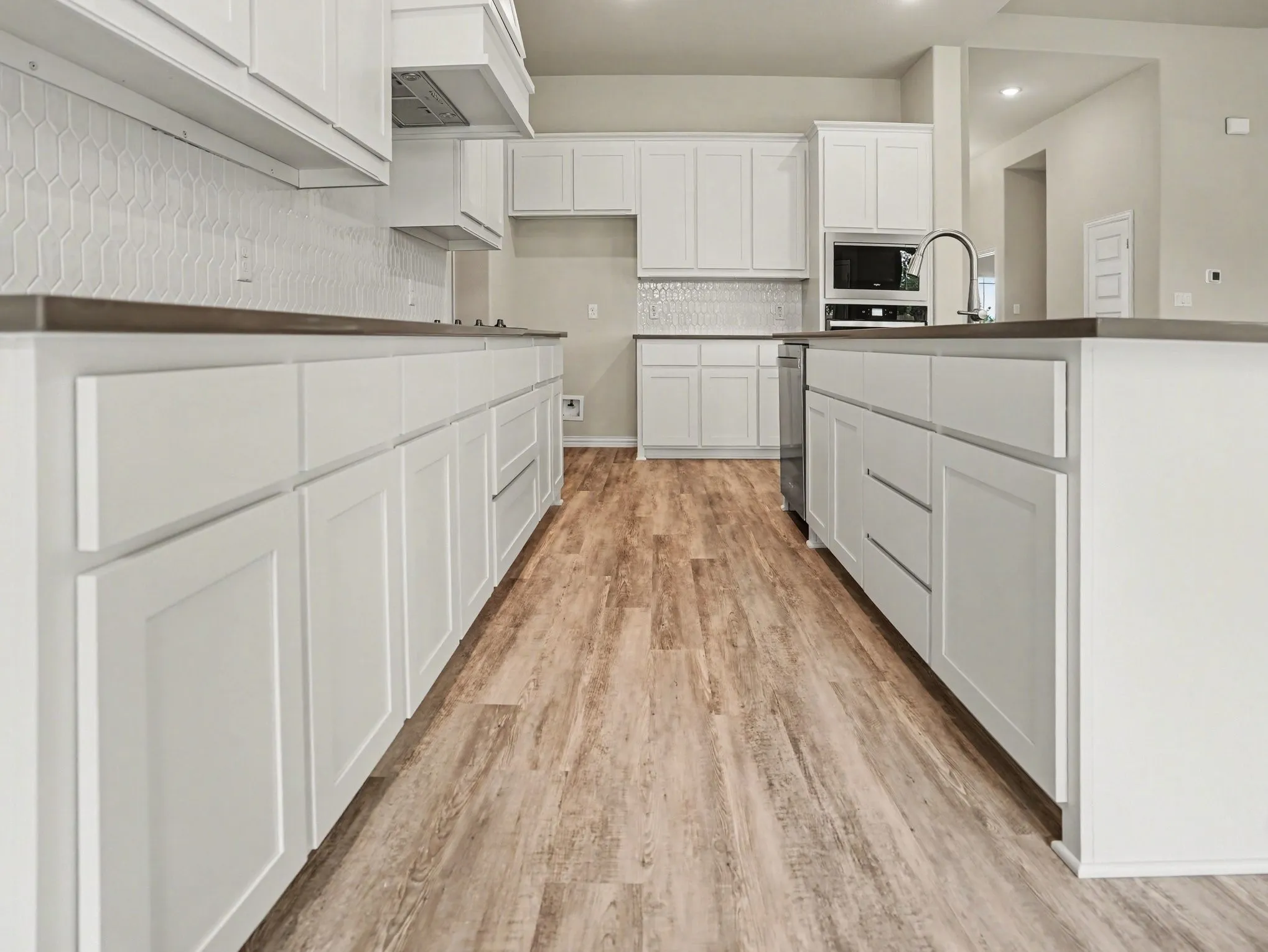 Single Family Residence For Rent in Dallas County , 706 Alaina Drive, De Soto, Texas 75115, 4 Bedroom, 3 Bathroom, 3 Garage spaces, 2,666 Sqft, built in 2026, mls#21371063, Real Estate Agent in De Soto, Homes For Rent in Dallas county, Homes For Rent in De Soto, Realtor in De Soto Texas, Real Estate Brokerage Independent Realty Texas, Luminita Cordes Realtor
