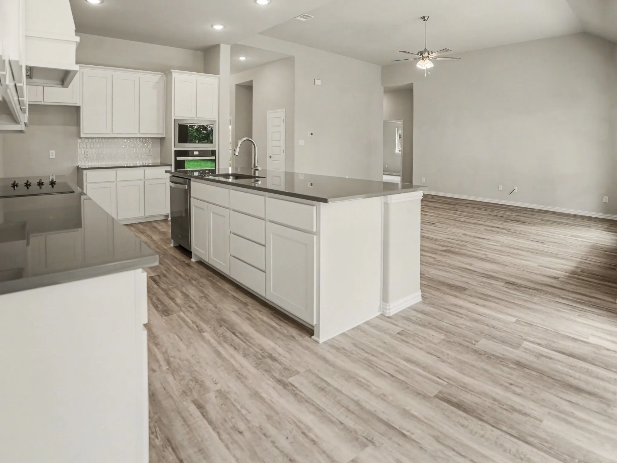Single Family Residence For Rent in Dallas County , 706 Alaina Drive, De Soto, Texas 75115, 4 Bedroom, 3 Bathroom, 3 Garage spaces, 2,666 Sqft, built in 2026, mls#21371063, Real Estate Agent in De Soto, Homes For Rent in Dallas county, Homes For Rent in De Soto, Realtor in De Soto Texas, Real Estate Brokerage Independent Realty Texas, Luminita Cordes Realtor