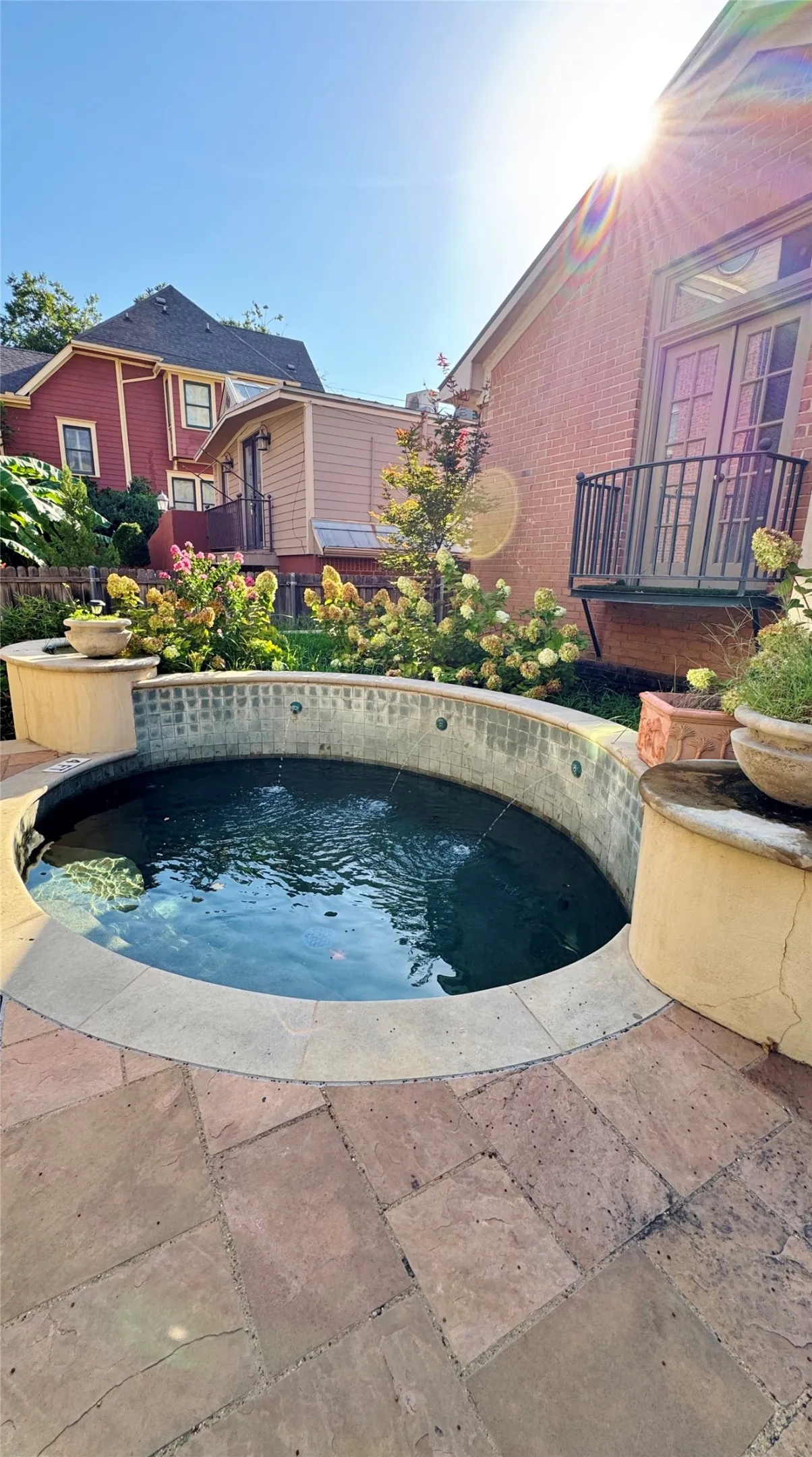 Condominium For Rent in Dallas County , 2504 State Street 5, Dallas, Texas 75201, 1 Bedroom, 1 Bathroom, 1 Garage spaces, 750 Sqft, built in 1994, mls#21371068, Real Estate Agent in Dallas, Homes For Rent in Dallas county, Homes For Rent in Dallas, Realtor in Dallas Texas, Real Estate Brokerage Independent Realty Texas, Luminita Cordes Realtor
