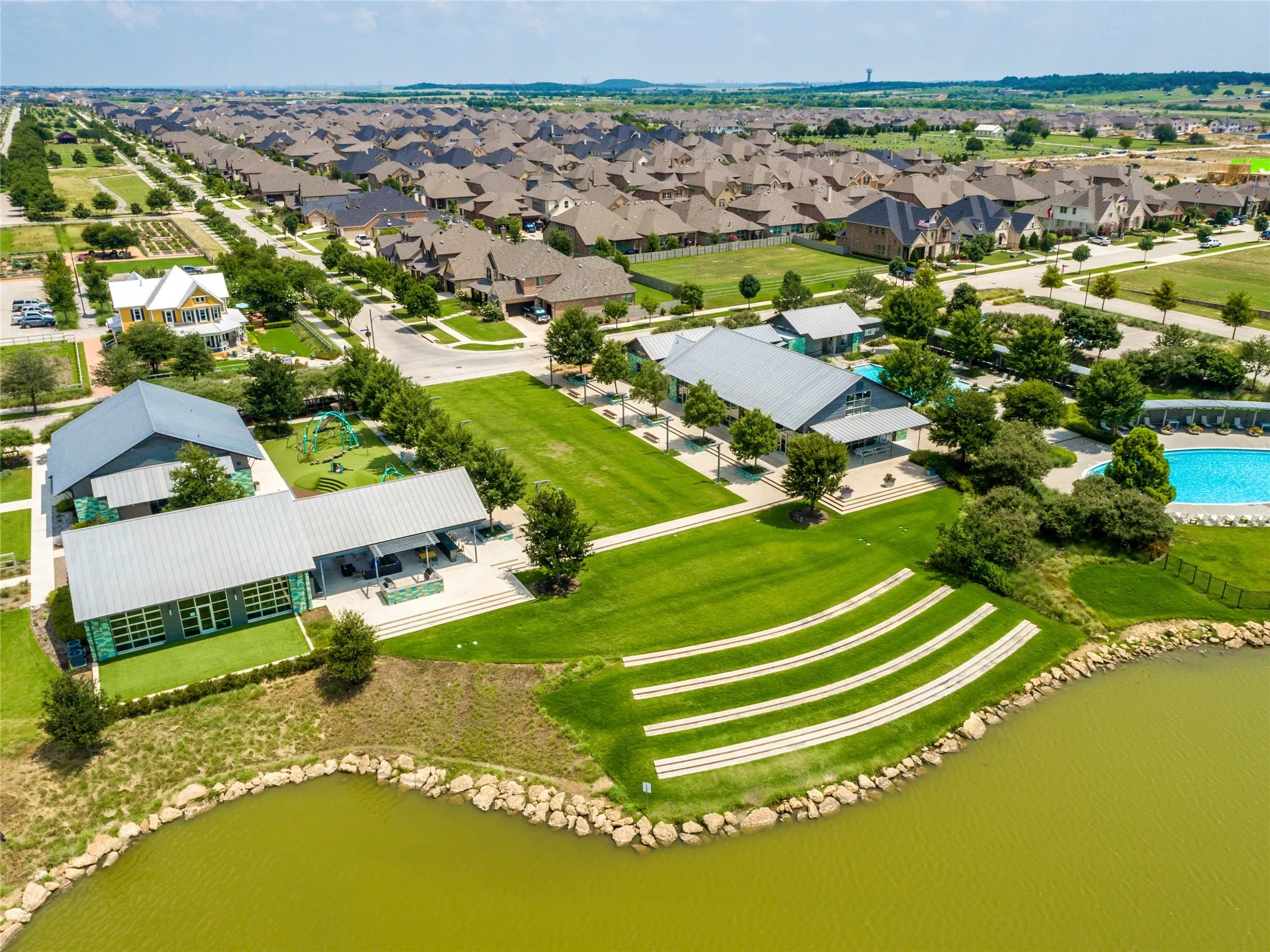 Single Family Residence For Sale in Denton County , 225 Lilypad Bend, Argyle, Texas 76226, 5 Bedroom, 4 Bathroom, 3 Garage spaces, 3,084 Sqft, built in 2015, mls#21364255, Real Estate Agent in Argyle, Homes For Sale in Denton county, Homes For Sale in Argyle, Realtor in Argyle Texas, Real Estate Brokerage Independent Realty Texas, Luminita Cordes Realtor