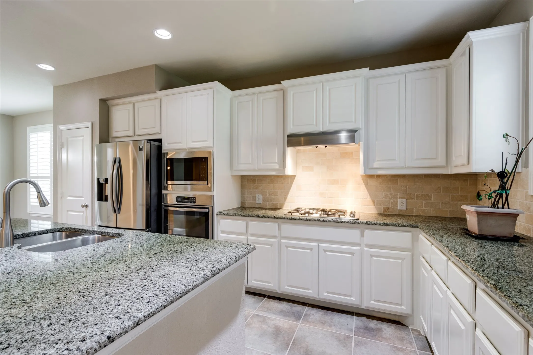 Single Family Residence For Sale in Denton County , 225 Lilypad Bend, Argyle, Texas 76226, 5 Bedroom, 4 Bathroom, 3 Garage spaces, 3,084 Sqft, built in 2015, mls#21364255, Real Estate Agent in Argyle, Homes For Sale in Denton county, Homes For Sale in Argyle, Realtor in Argyle Texas, Real Estate Brokerage Independent Realty Texas, Luminita Cordes Realtor