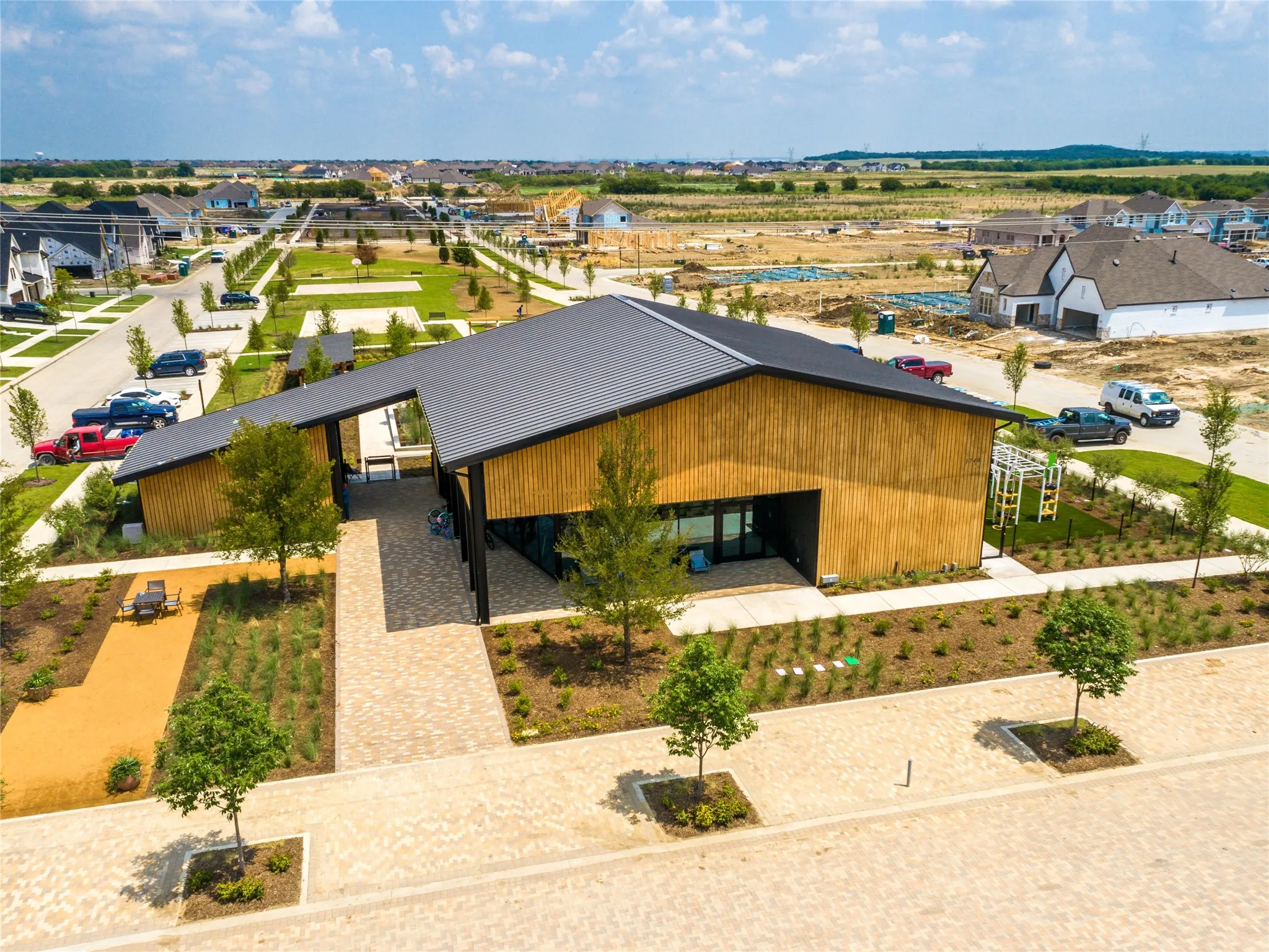 Single Family Residence For Sale in Denton County , 225 Lilypad Bend, Argyle, Texas 76226, 5 Bedroom, 4 Bathroom, 3 Garage spaces, 3,084 Sqft, built in 2015, mls#21364255, Real Estate Agent in Argyle, Homes For Sale in Denton county, Homes For Sale in Argyle, Realtor in Argyle Texas, Real Estate Brokerage Independent Realty Texas, Luminita Cordes Realtor