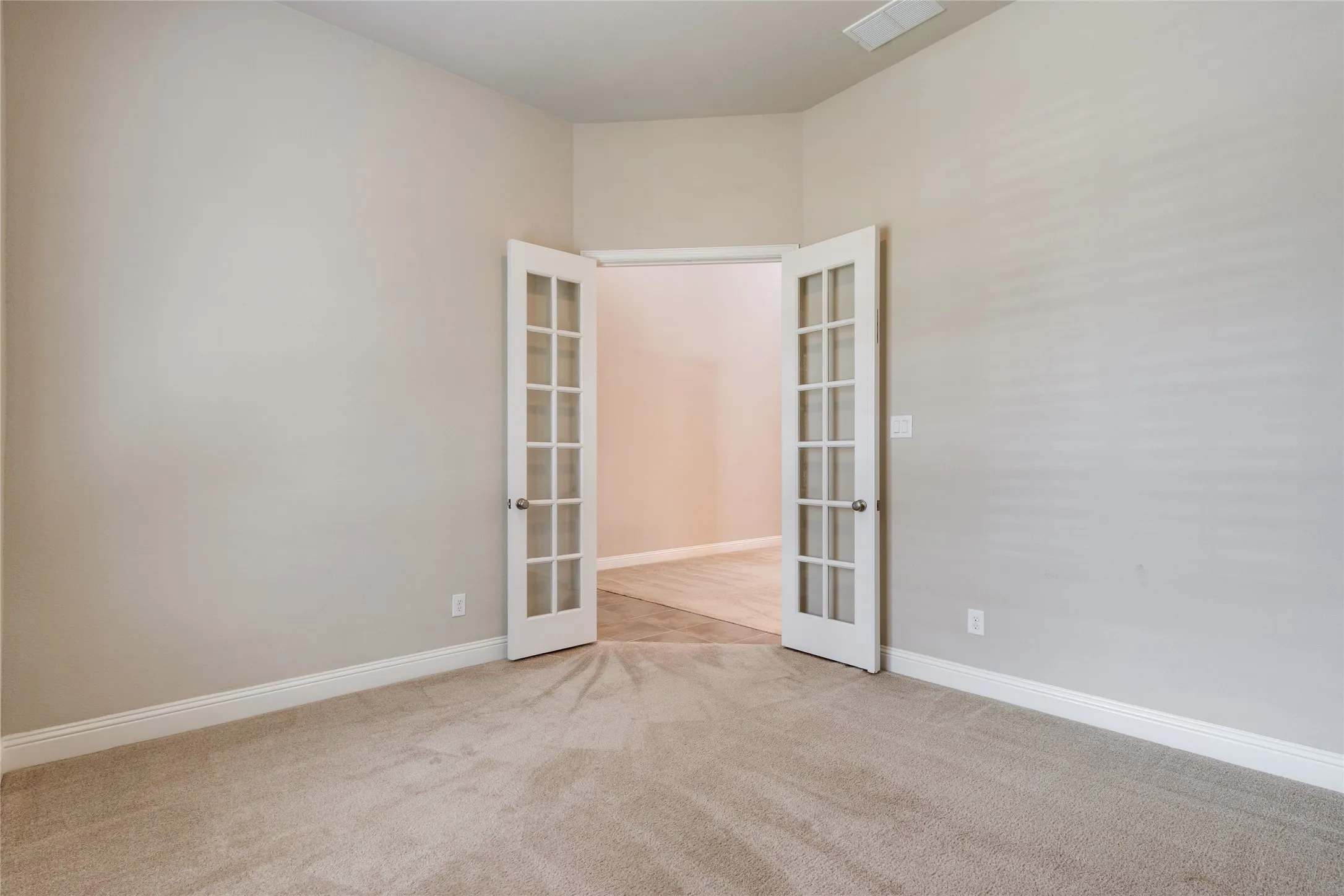 Single Family Residence For Sale in Denton County , 225 Lilypad Bend, Argyle, Texas 76226, 5 Bedroom, 4 Bathroom, 3 Garage spaces, 3,084 Sqft, built in 2015, mls#21364255, Real Estate Agent in Argyle, Homes For Sale in Denton county, Homes For Sale in Argyle, Realtor in Argyle Texas, Real Estate Brokerage Independent Realty Texas, Luminita Cordes Realtor