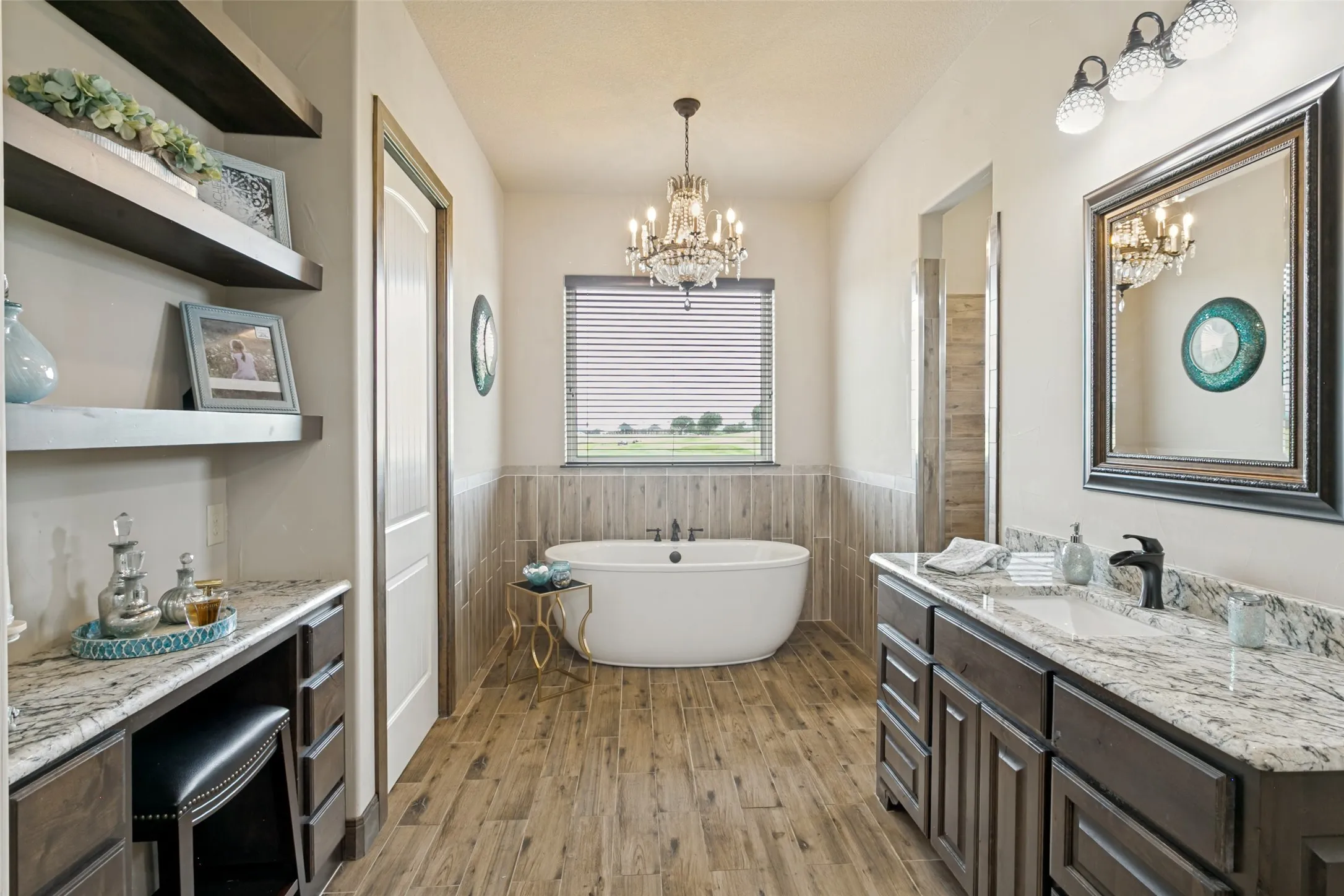 Ensuite bath for Primary Bedroom