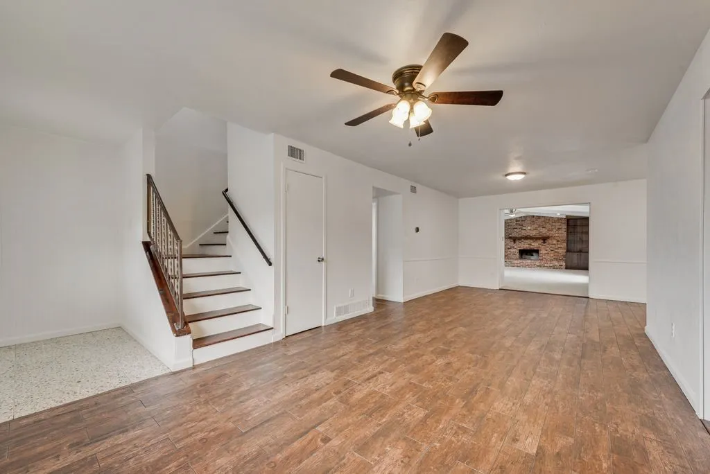 Single Family Residence For Sale in Tarrant County , 244 Palomino Drive, Saginaw, Texas 76179, 3 Bedroom, 2 Bathroom, Garage spaces, 2,480 Sqft, built in 1966, mls#21370807, Real Estate Agent in Saginaw, Homes For Sale in Tarrant county, Homes For Sale in Saginaw, Realtor in Saginaw Texas, Real Estate Brokerage Independent Realty Texas, Luminita Cordes Realtor