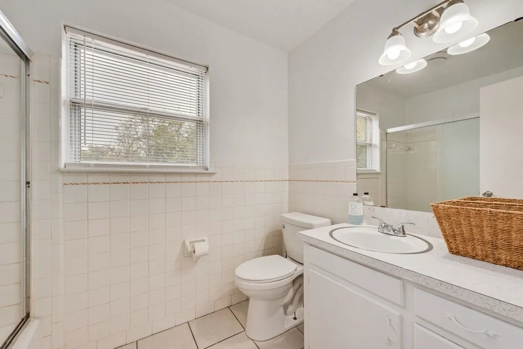 Single Family Residence For Sale in Tarrant County , 244 Palomino Drive, Saginaw, Texas 76179, 3 Bedroom, 2 Bathroom, Garage spaces, 2,480 Sqft, built in 1966, mls#21370807, Real Estate Agent in Saginaw, Homes For Sale in Tarrant county, Homes For Sale in Saginaw, Realtor in Saginaw Texas, Real Estate Brokerage Independent Realty Texas, Luminita Cordes Realtor