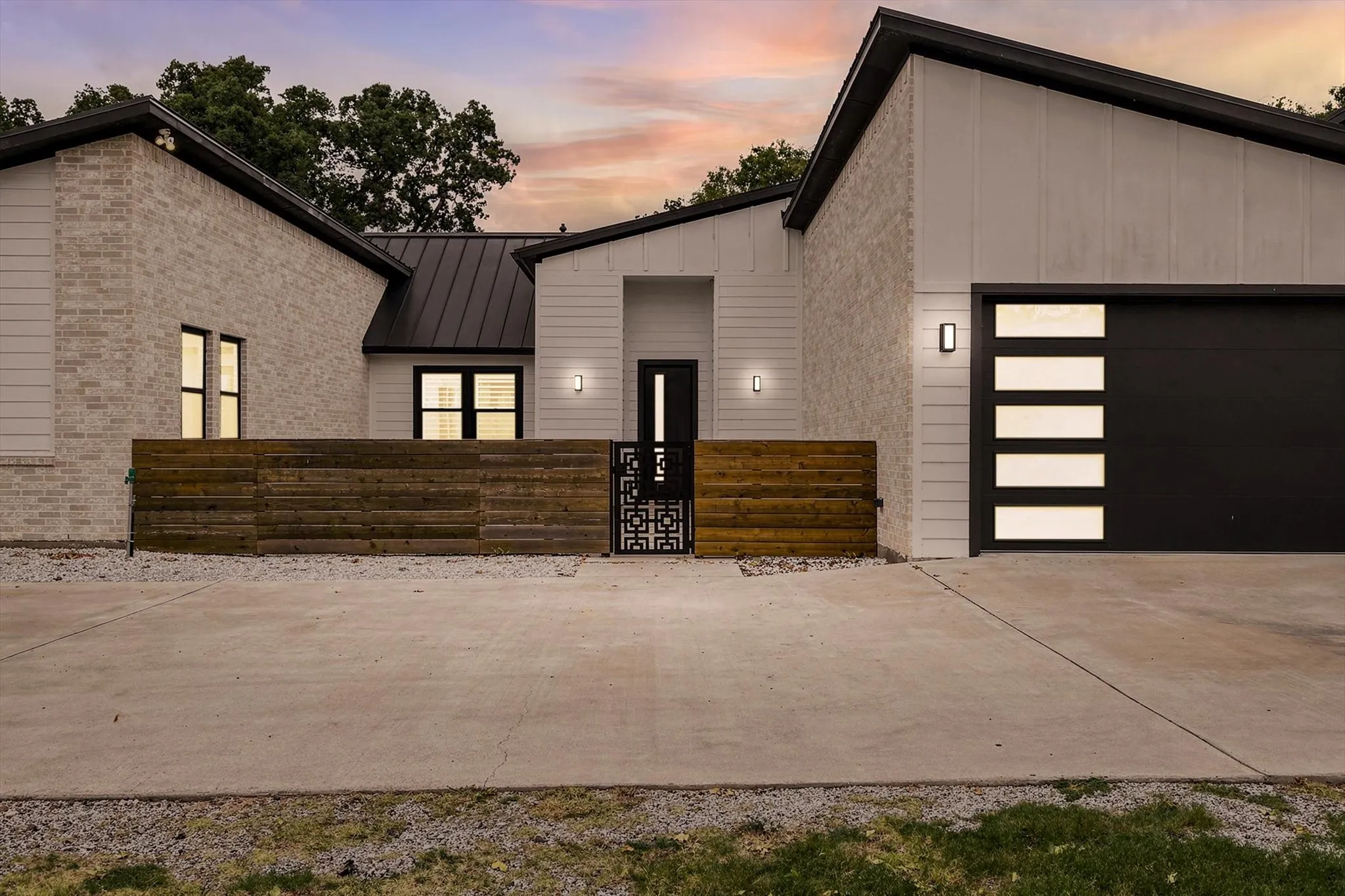 Close up with private courtyard
