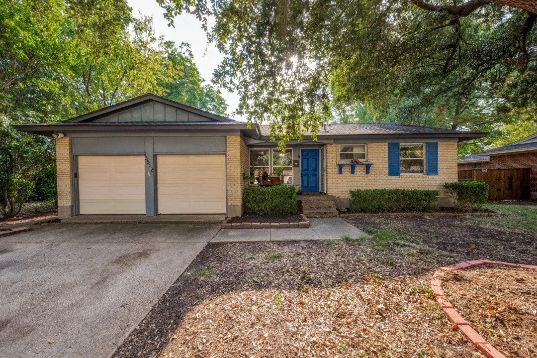 Single Family Residence For Sale in Dallas County , 13512 Challaburton Drive, Farmers Branch, Texas 75234, 4 Bedroom, 3 Bathroom, 2 Garage spaces, 1,566 Sqft, built in 1958, mls#21368211, Real Estate Agent in Farmers Branch, Homes For Sale in Dallas county, Homes For Sale in Farmers Branch, Realtor in Farmers Branch Texas, Real Estate Brokerage Independent Realty Texas, Luminita Cordes Realtor