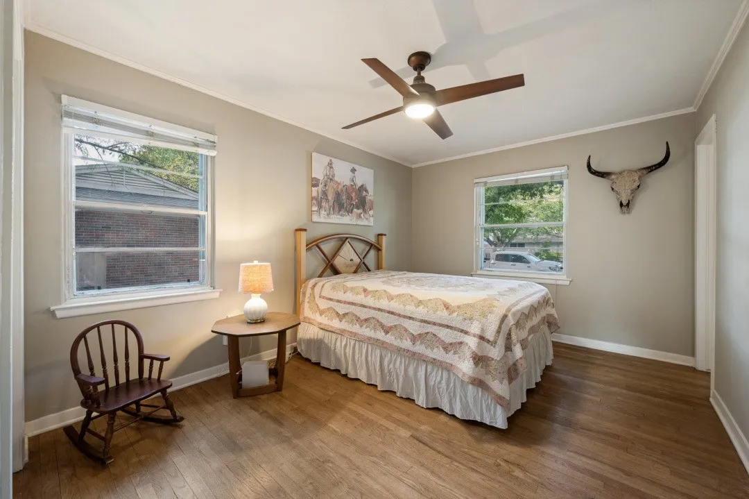 Single Family Residence For Sale in Dallas County , 13512 Challaburton Drive, Farmers Branch, Texas 75234, 4 Bedroom, 3 Bathroom, 2 Garage spaces, 1,566 Sqft, built in 1958, mls#21368211, Real Estate Agent in Farmers Branch, Homes For Sale in Dallas county, Homes For Sale in Farmers Branch, Realtor in Farmers Branch Texas, Real Estate Brokerage Independent Realty Texas, Luminita Cordes Realtor