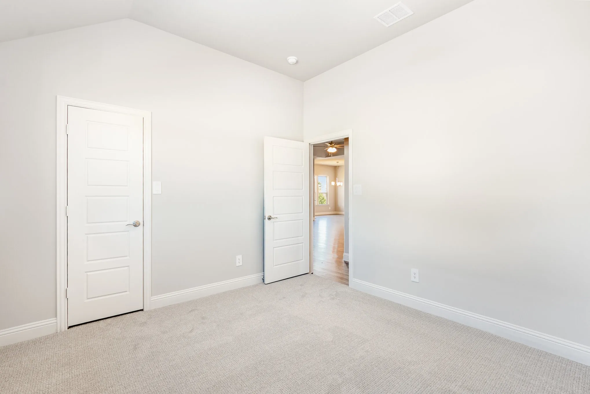 Single Family Residence For Rent in Dallas County , 720 Candace Drive, De Soto, Texas 75115, 4 Bedroom, 3 Bathroom, 3 Garage spaces, 2,666 Sqft, built in 2026, mls#21371133, Real Estate Agent in De Soto, Homes For Rent in Dallas county, Homes For Rent in De Soto, Realtor in De Soto Texas, Real Estate Brokerage Independent Realty Texas, Luminita Cordes Realtor