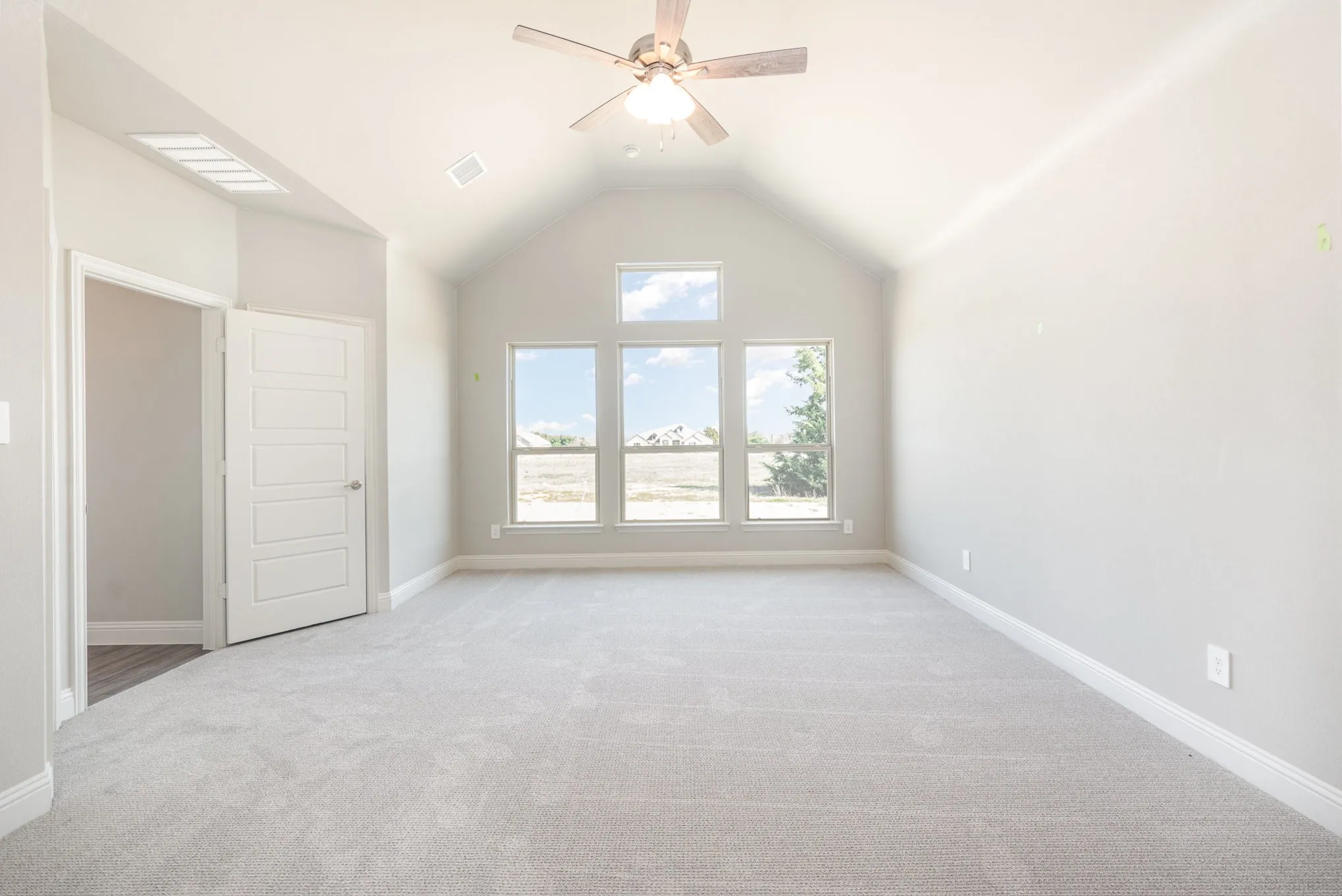 Single Family Residence For Rent in Dallas County , 720 Candace Drive, De Soto, Texas 75115, 4 Bedroom, 3 Bathroom, 3 Garage spaces, 2,666 Sqft, built in 2026, mls#21371133, Real Estate Agent in De Soto, Homes For Rent in Dallas county, Homes For Rent in De Soto, Realtor in De Soto Texas, Real Estate Brokerage Independent Realty Texas, Luminita Cordes Realtor