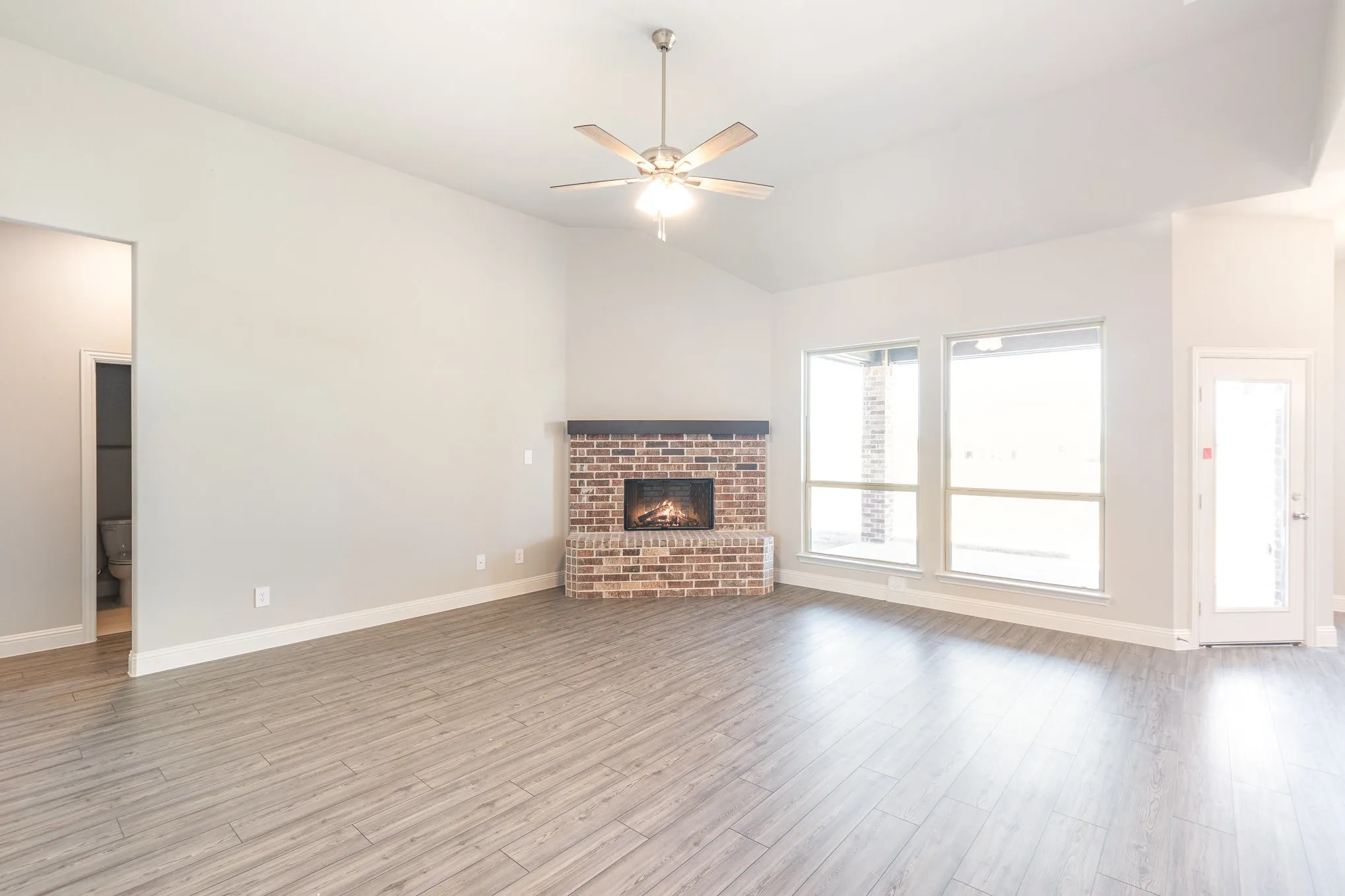 Single Family Residence For Rent in Dallas County , 720 Candace Drive, De Soto, Texas 75115, 4 Bedroom, 3 Bathroom, 3 Garage spaces, 2,666 Sqft, built in 2026, mls#21371133, Real Estate Agent in De Soto, Homes For Rent in Dallas county, Homes For Rent in De Soto, Realtor in De Soto Texas, Real Estate Brokerage Independent Realty Texas, Luminita Cordes Realtor