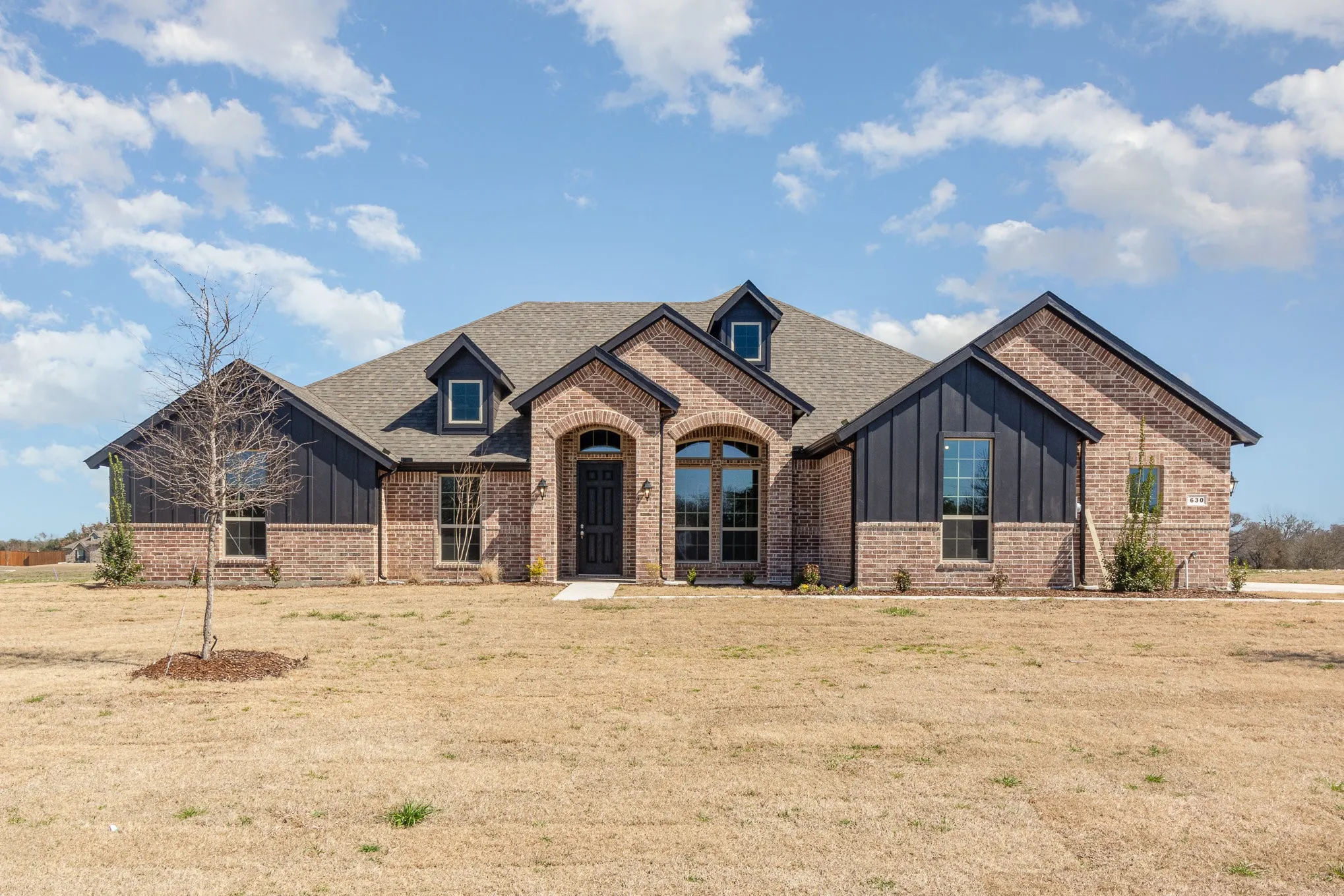 Single Family Residence For Rent in Dallas County , 720 Candace Drive, De Soto, Texas 75115, 4 Bedroom, 3 Bathroom, 3 Garage spaces, 2,666 Sqft, built in 2026, mls#21371133, Real Estate Agent in De Soto, Homes For Rent in Dallas county, Homes For Rent in De Soto, Realtor in De Soto Texas, Real Estate Brokerage Independent Realty Texas, Luminita Cordes Realtor