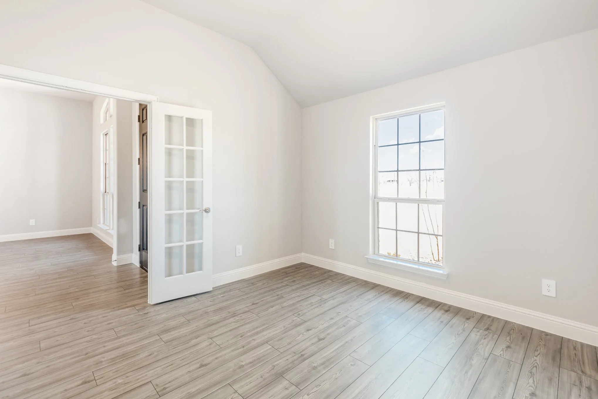 Single Family Residence For Rent in Dallas County , 720 Candace Drive, De Soto, Texas 75115, 4 Bedroom, 3 Bathroom, 3 Garage spaces, 2,666 Sqft, built in 2026, mls#21371133, Real Estate Agent in De Soto, Homes For Rent in Dallas county, Homes For Rent in De Soto, Realtor in De Soto Texas, Real Estate Brokerage Independent Realty Texas, Luminita Cordes Realtor