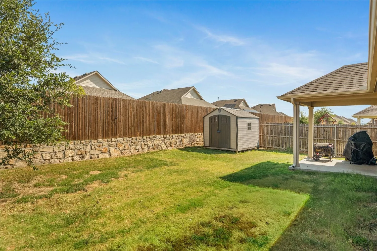 Single Family Residence For Sale in Collin County , 756 Cascade Lane, Princeton, Texas 75407, 4 Bedroom, 3 Bathroom, 2 Garage spaces, 2,263 Sqft, built in 2020, mls#21371123, Real Estate Agent in Princeton, Homes For Sale in Collin county, Homes For Sale in Princeton, Realtor in Princeton Texas, Real Estate Brokerage Independent Realty Texas, Luminita Cordes Realtor