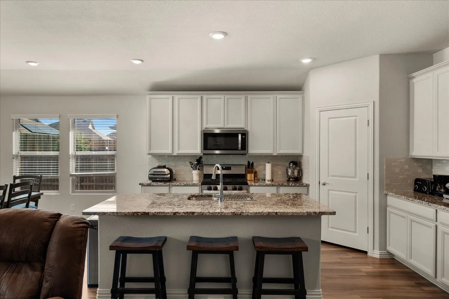 Single Family Residence For Sale in Collin County , 756 Cascade Lane, Princeton, Texas 75407, 4 Bedroom, 3 Bathroom, 2 Garage spaces, 2,263 Sqft, built in 2020, mls#21371123, Real Estate Agent in Princeton, Homes For Sale in Collin county, Homes For Sale in Princeton, Realtor in Princeton Texas, Real Estate Brokerage Independent Realty Texas, Luminita Cordes Realtor