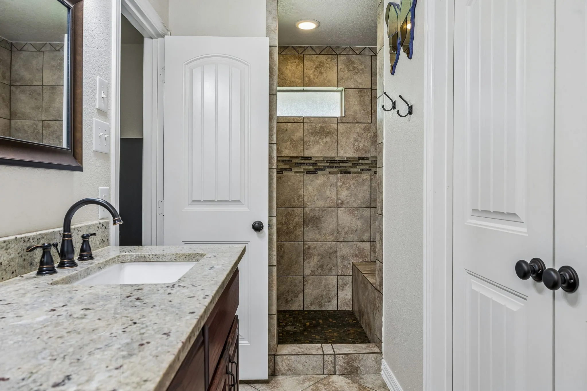 Primary Ensuite Bath