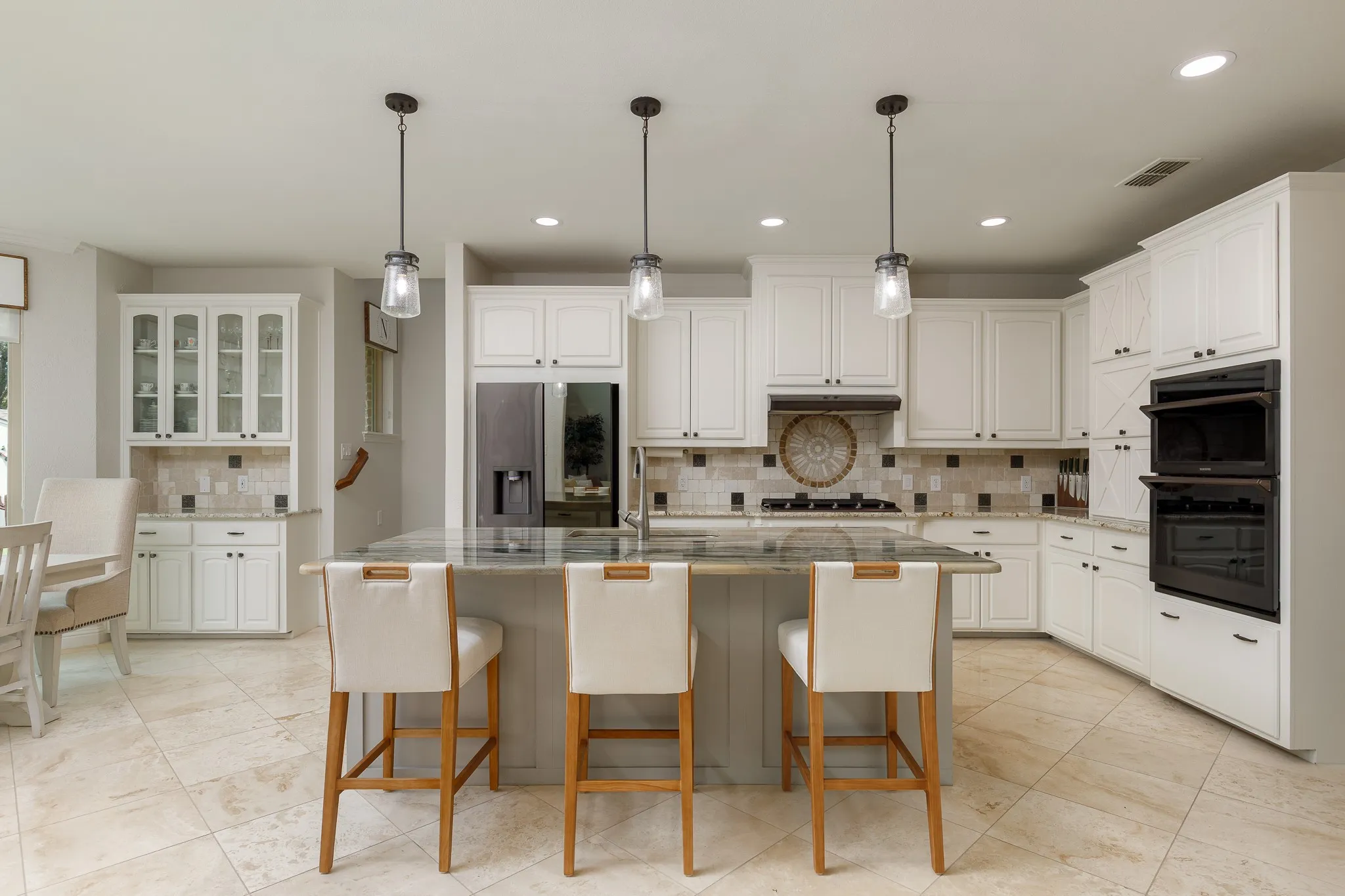 Single Family Residence For Sale in Collin County , 1200 Monticello Drive, Prosper, Texas 75078, 5 Bedroom, 3 Bathroom, 3 Garage spaces, 4,074 Sqft, built in 2005, mls#21363079, Real Estate Agent in Prosper, Homes For Sale in Collin county, Homes For Sale in Prosper, Realtor in Prosper Texas, Real Estate Brokerage Independent Realty Texas, Luminita Cordes Realtor