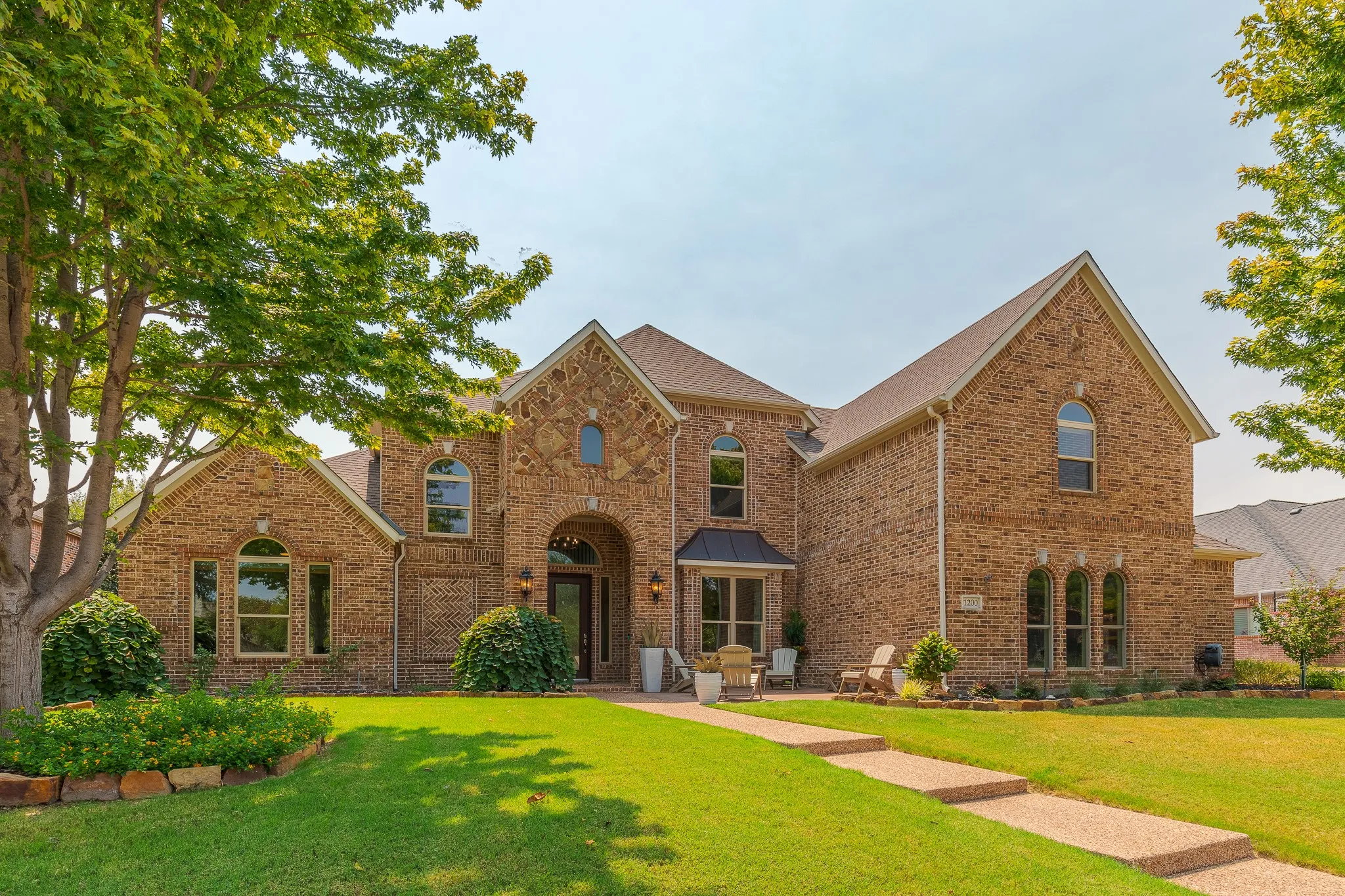 Single Family Residence For Sale in Collin County , 1200 Monticello Drive, Prosper, Texas 75078, 5 Bedroom, 3 Bathroom, 3 Garage spaces, 4,074 Sqft, built in 2005, mls#21363079, Real Estate Agent in Prosper, Homes For Sale in Collin county, Homes For Sale in Prosper, Realtor in Prosper Texas, Real Estate Brokerage Independent Realty Texas, Luminita Cordes Realtor