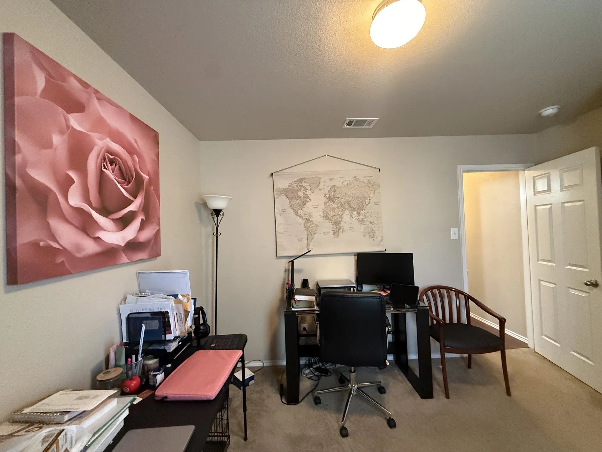 Single Family Residence For Sale in Dallas County , 1331 Newton Drive, Cedar Hill, Texas 75104, 3 Bedroom, 2 Bathroom, 2 Garage spaces, 1,614 Sqft, built in 2010, mls#21369288, Real Estate Agent in Cedar Hill, Homes For Sale in Dallas county, Homes For Sale in Cedar Hill, Realtor in Cedar Hill Texas, Real Estate Brokerage Independent Realty Texas, Luminita Cordes Realtor