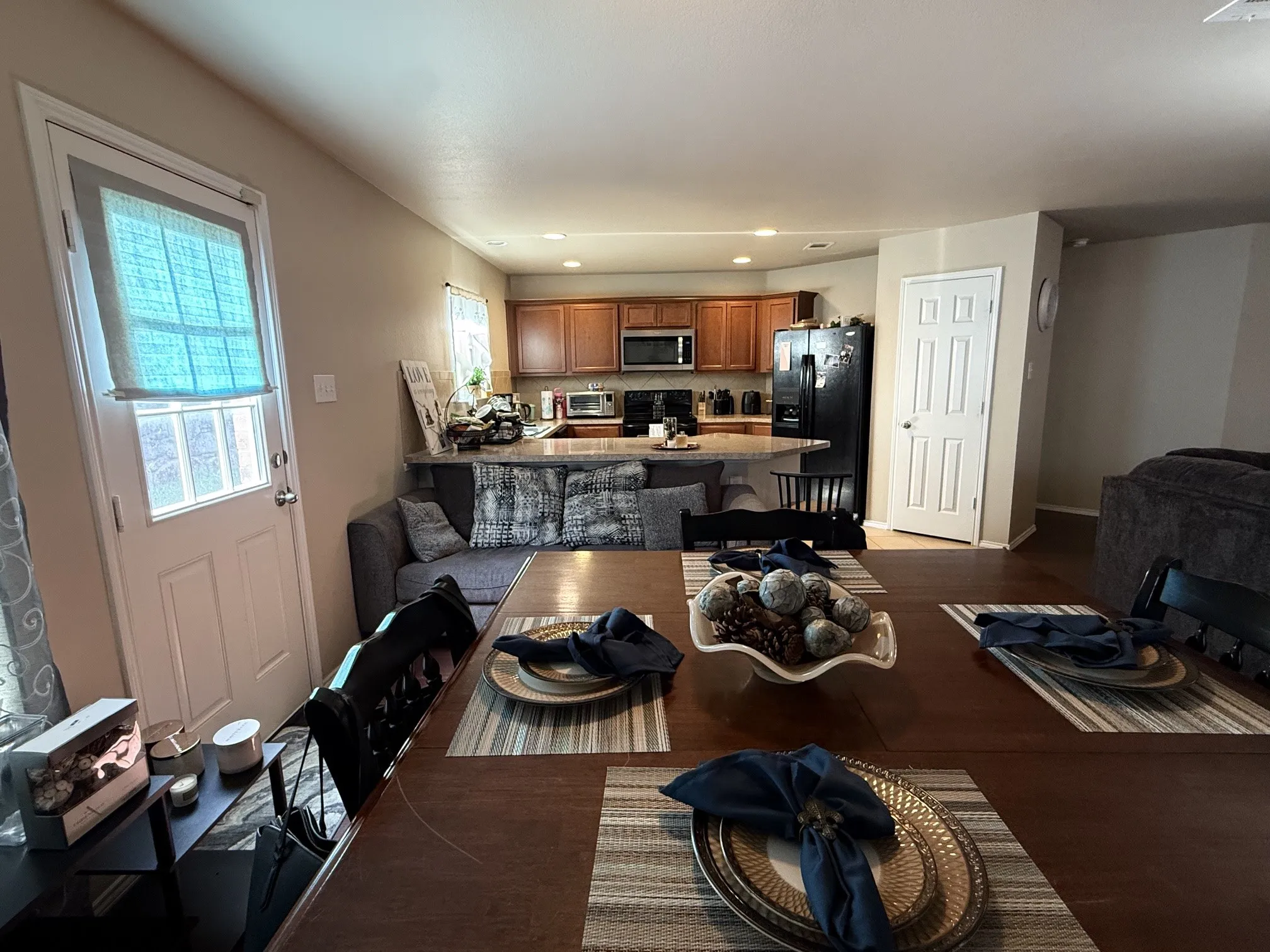 Single Family Residence For Sale in Dallas County , 1331 Newton Drive, Cedar Hill, Texas 75104, 3 Bedroom, 2 Bathroom, 2 Garage spaces, 1,614 Sqft, built in 2010, mls#21369288, Real Estate Agent in Cedar Hill, Homes For Sale in Dallas county, Homes For Sale in Cedar Hill, Realtor in Cedar Hill Texas, Real Estate Brokerage Independent Realty Texas, Luminita Cordes Realtor