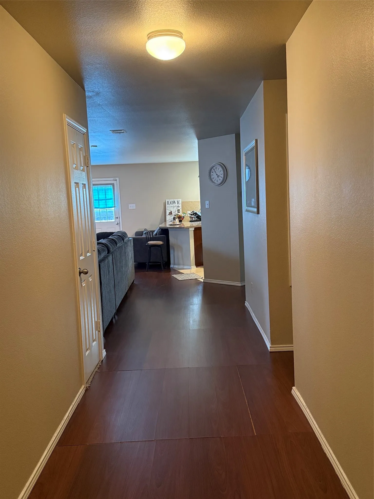 Single Family Residence For Sale in Dallas County , 1331 Newton Drive, Cedar Hill, Texas 75104, 3 Bedroom, 2 Bathroom, 2 Garage spaces, 1,614 Sqft, built in 2010, mls#21369288, Real Estate Agent in Cedar Hill, Homes For Sale in Dallas county, Homes For Sale in Cedar Hill, Realtor in Cedar Hill Texas, Real Estate Brokerage Independent Realty Texas, Luminita Cordes Realtor